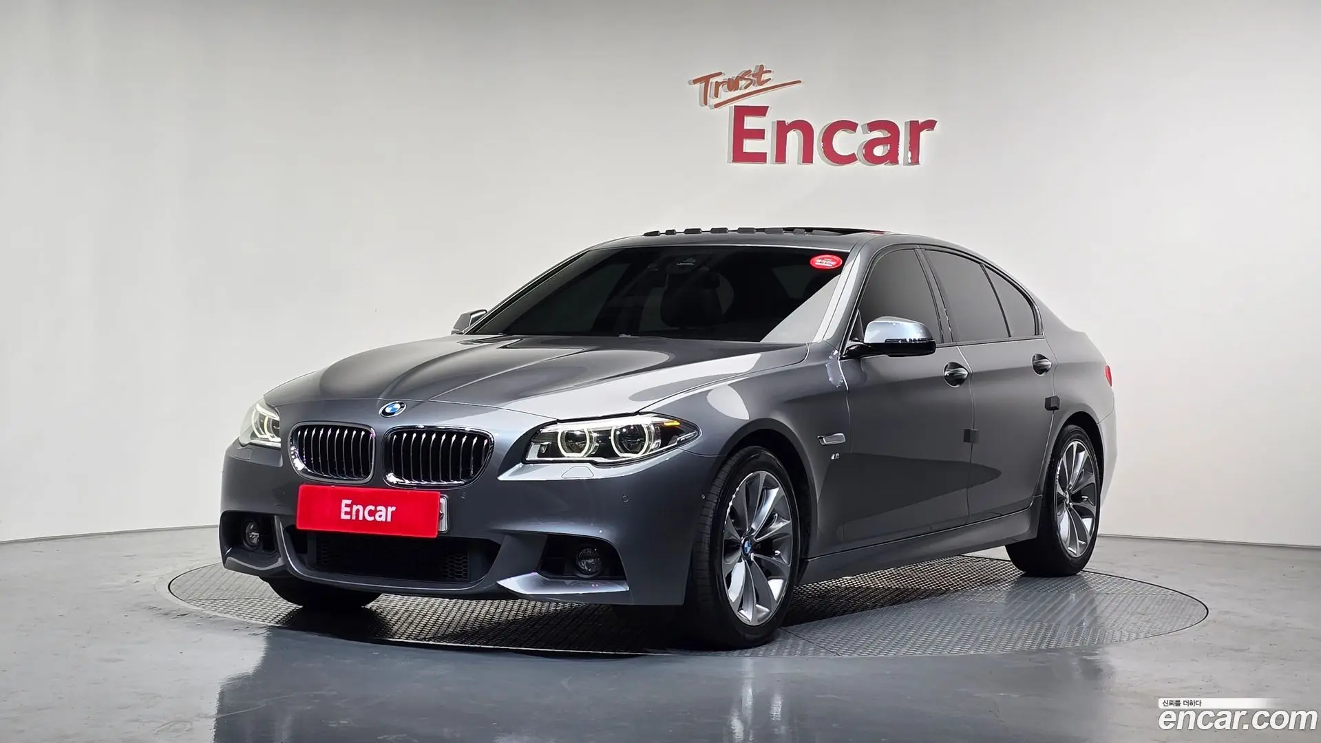 Main__Slider__Photo:5-Series BMW 2016.4-0