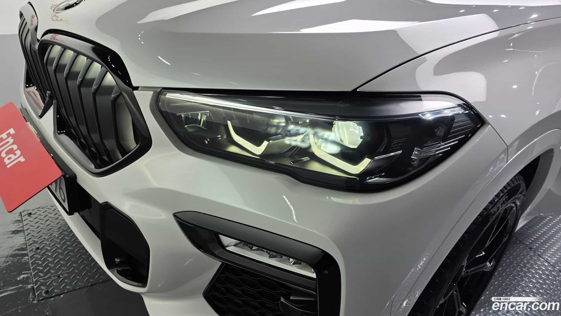 X6 BMW 2021.1-OUTER-032