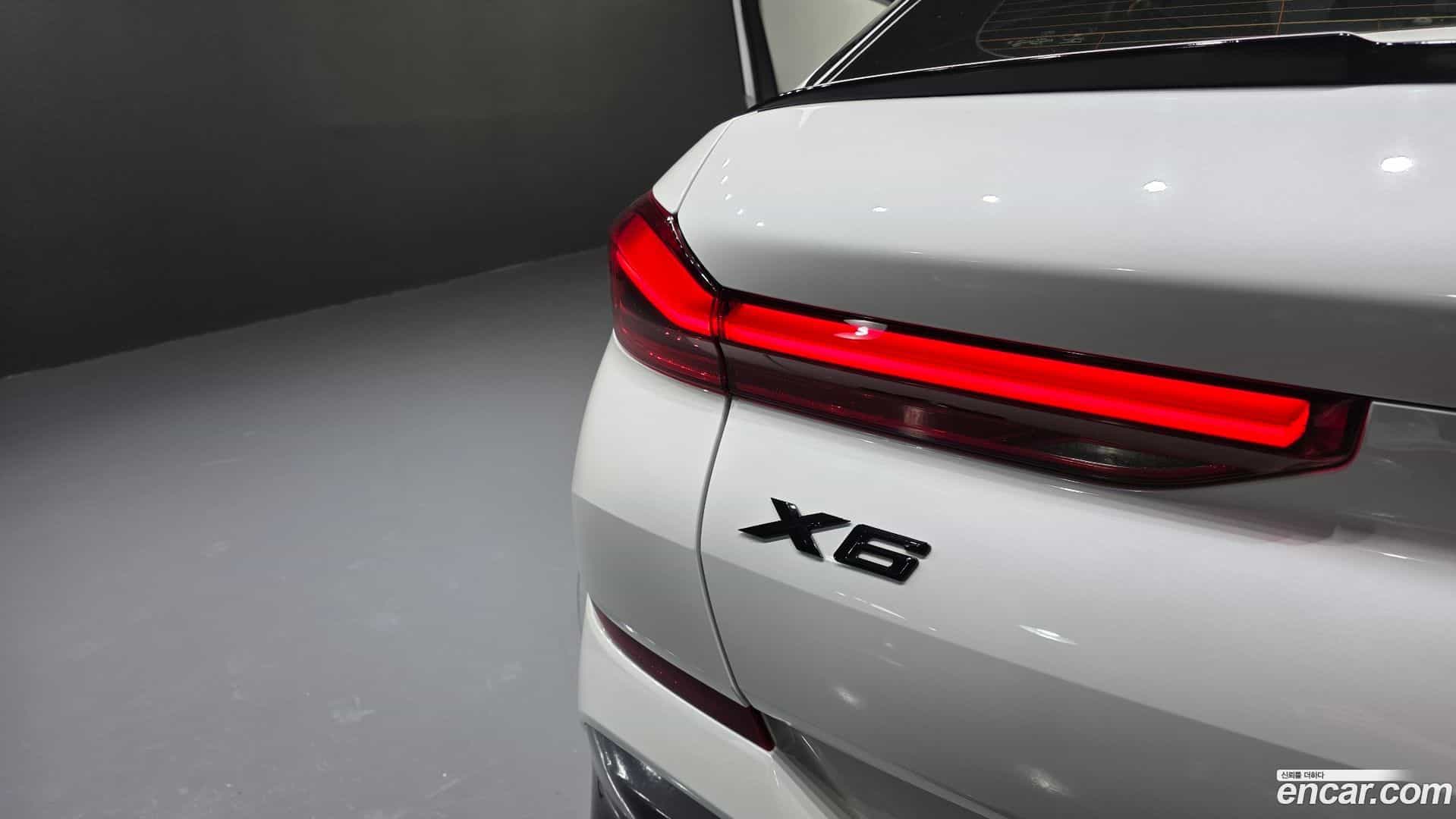 X6 BMW 2021.1-OUTER-033