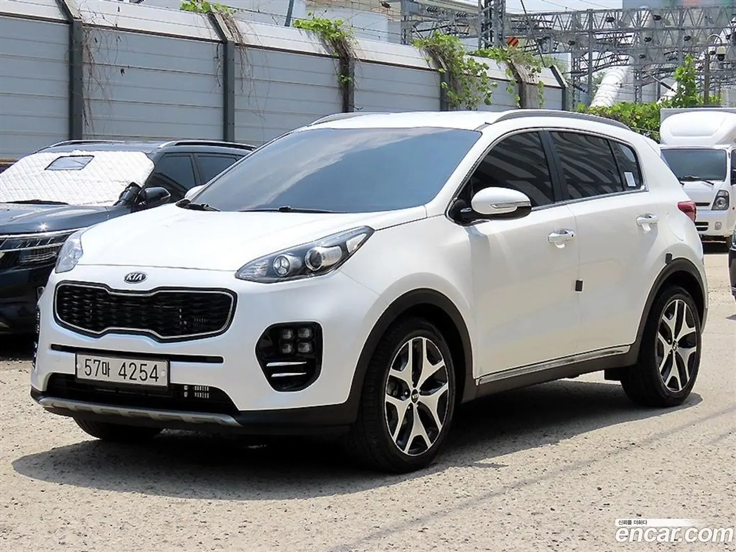 Main__Slider__Photo:Sportage Kia 2017.7-0