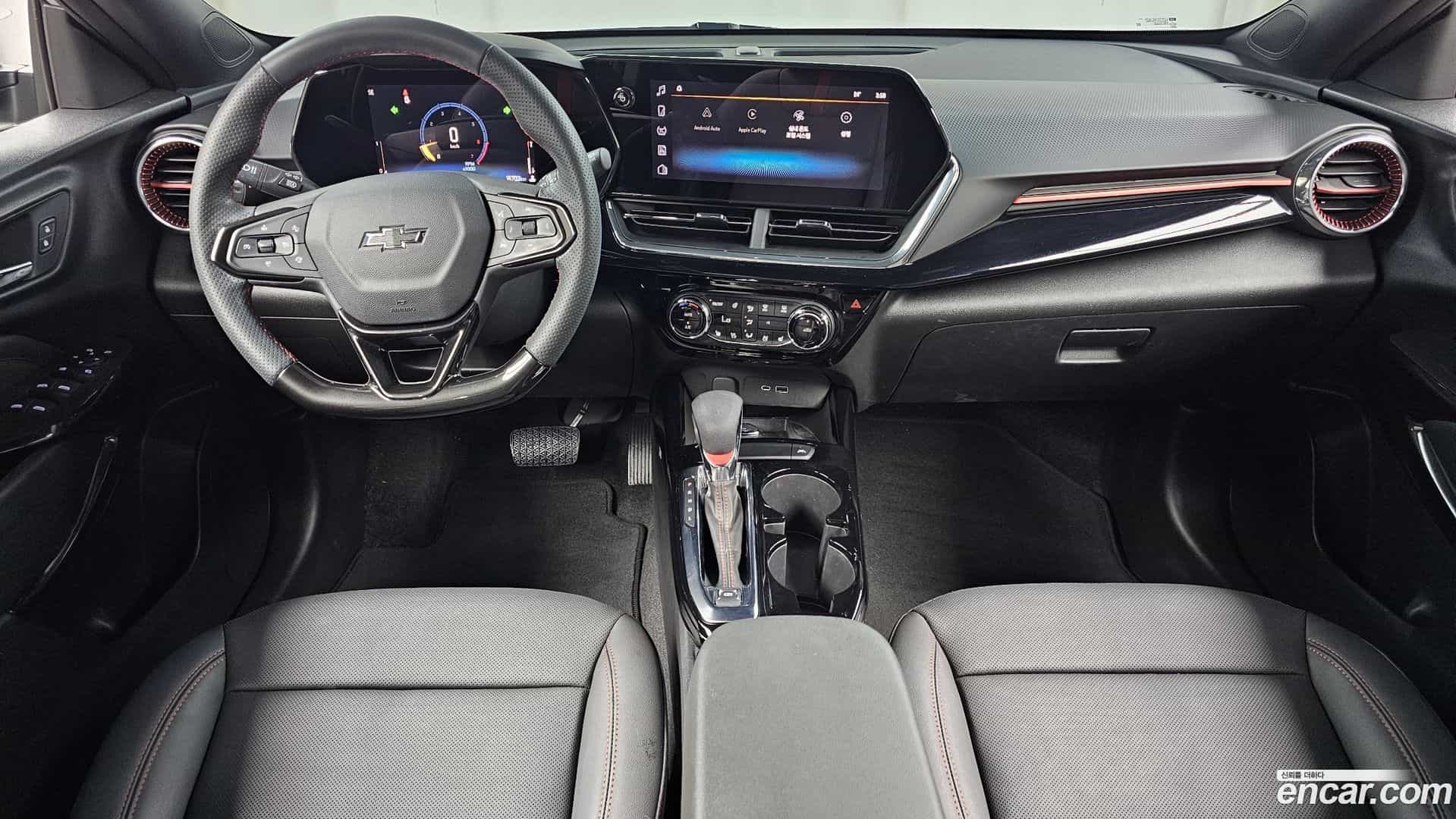 Trax Chevrolet 2023.3-INNER-007