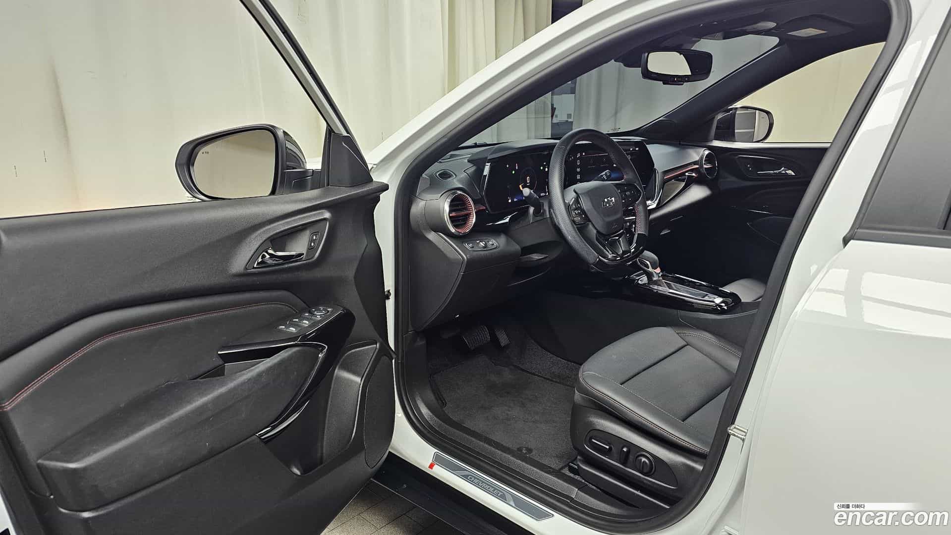 Trax Chevrolet 2023.3-INNER-010