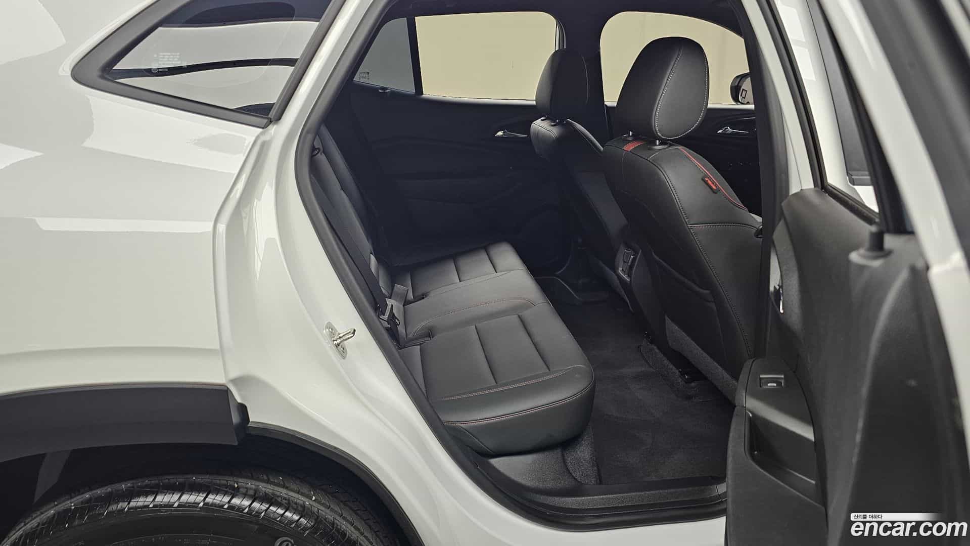 Trax Chevrolet 2023.3-OPTION-015