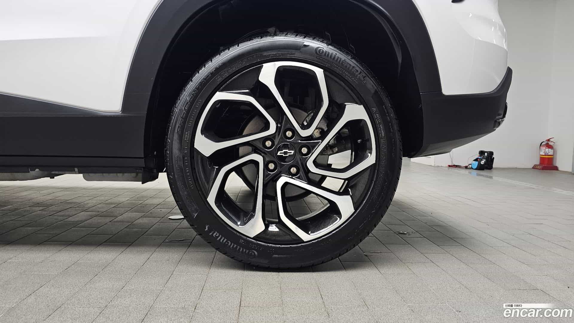 Trax Chevrolet 2023.3-OUTER-031