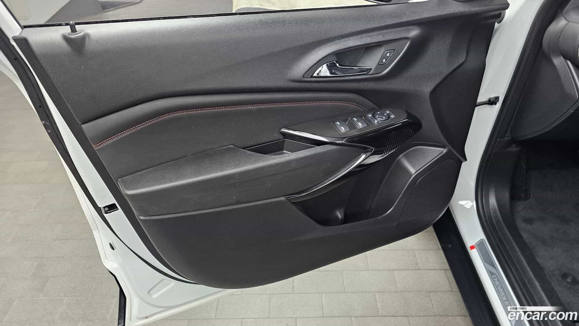 Trax Chevrolet 2023.3-INNER-034