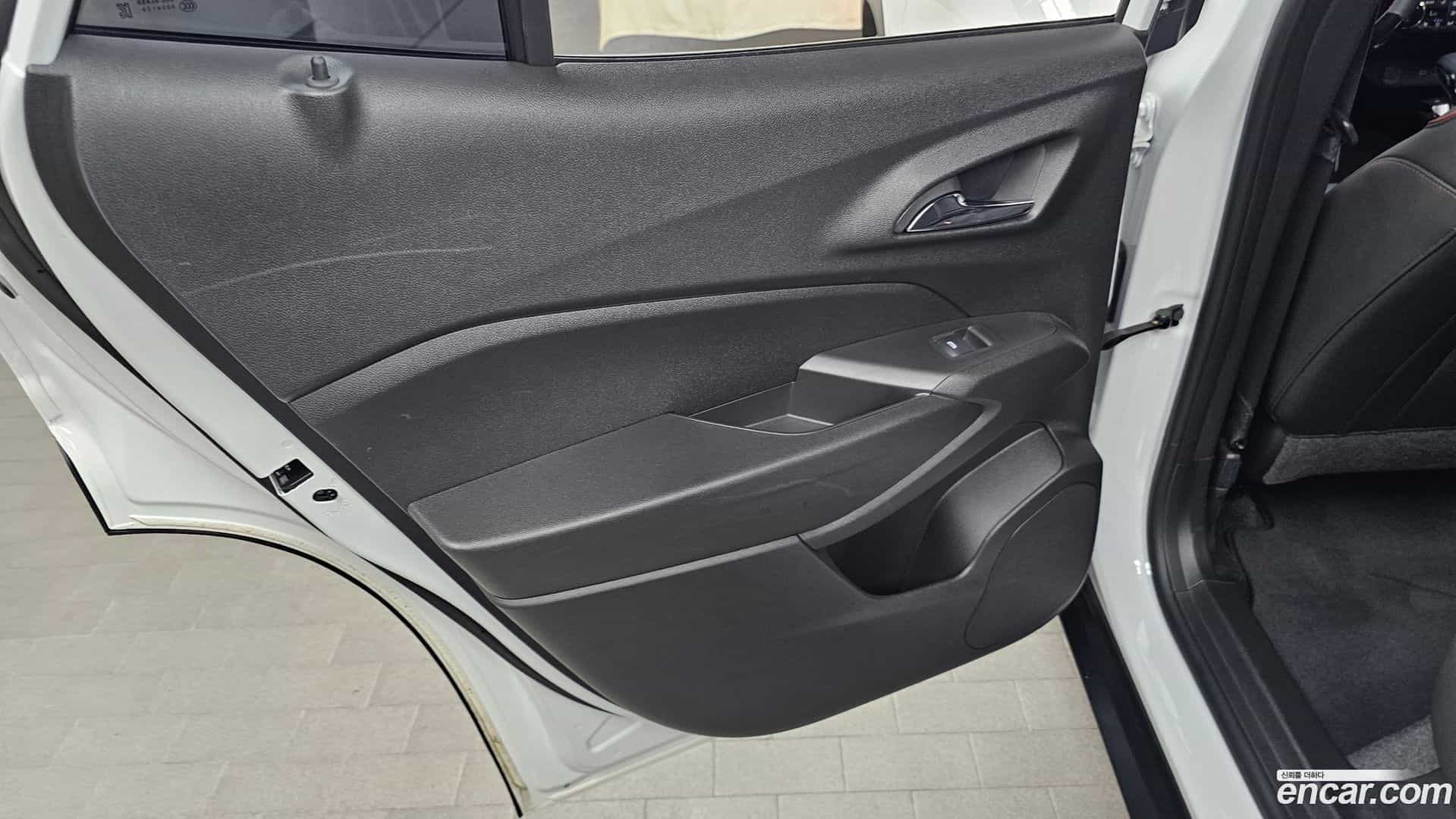 Trax Chevrolet 2023.3-INNER-035