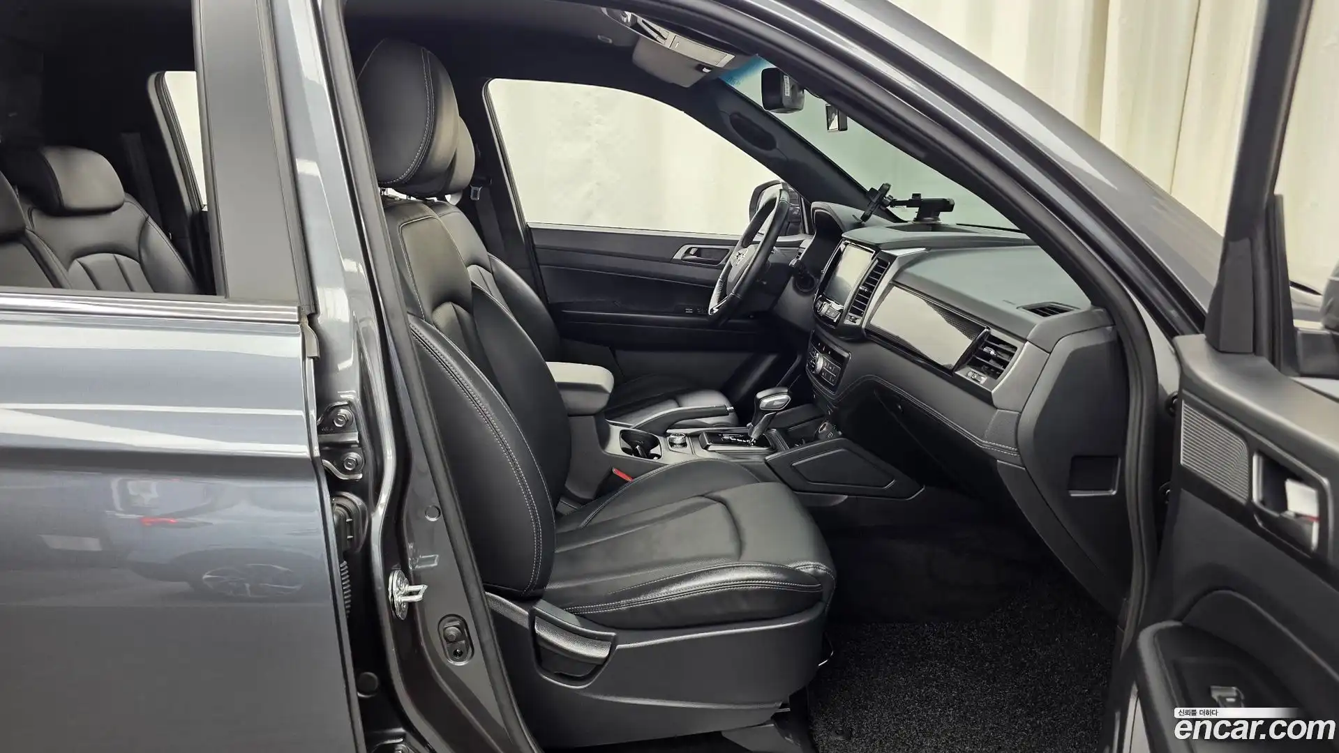 Rexton KG Mobility 2021.6-OPTION-015