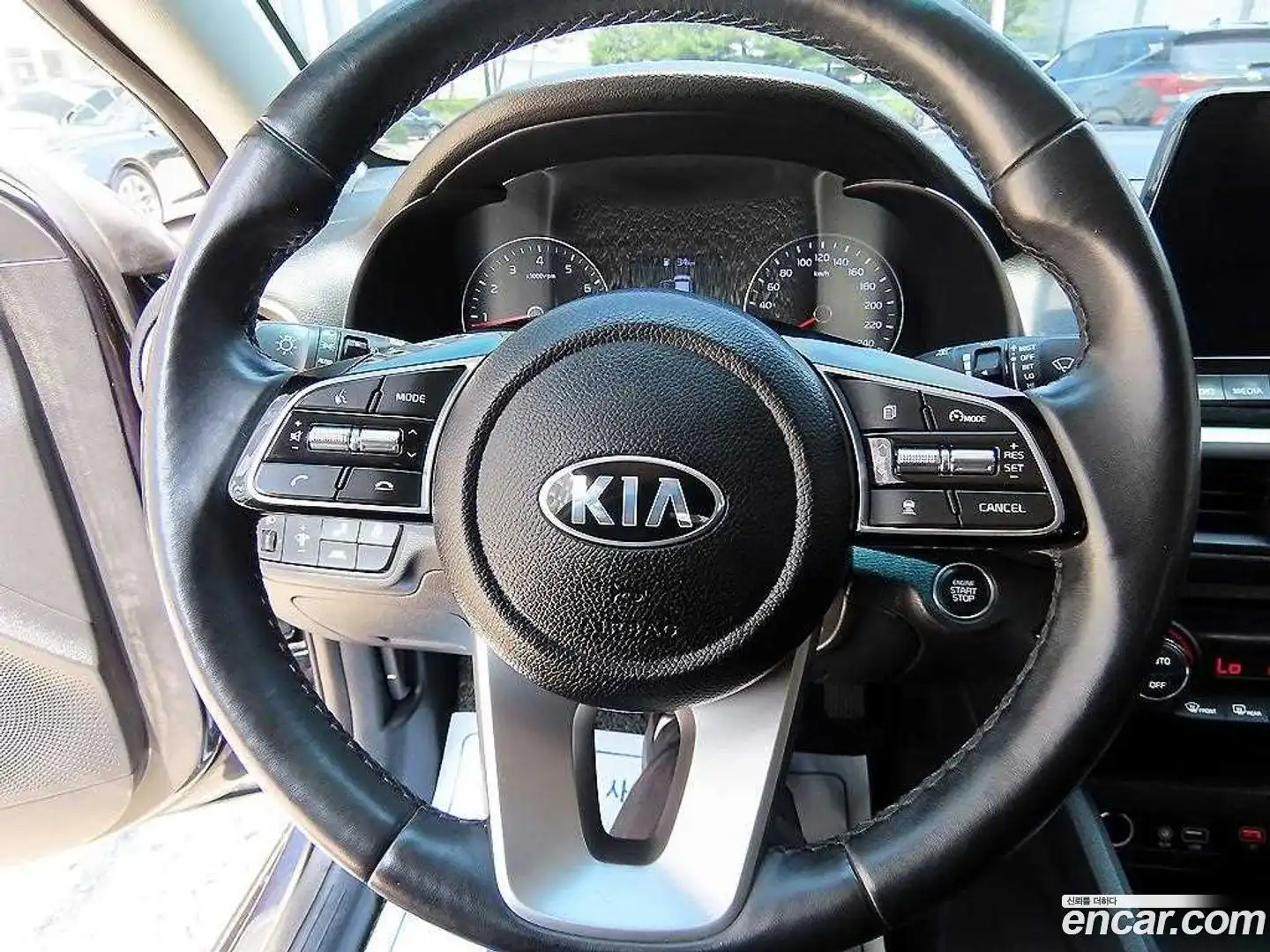 K3 Kia 2019.1-INNER-008