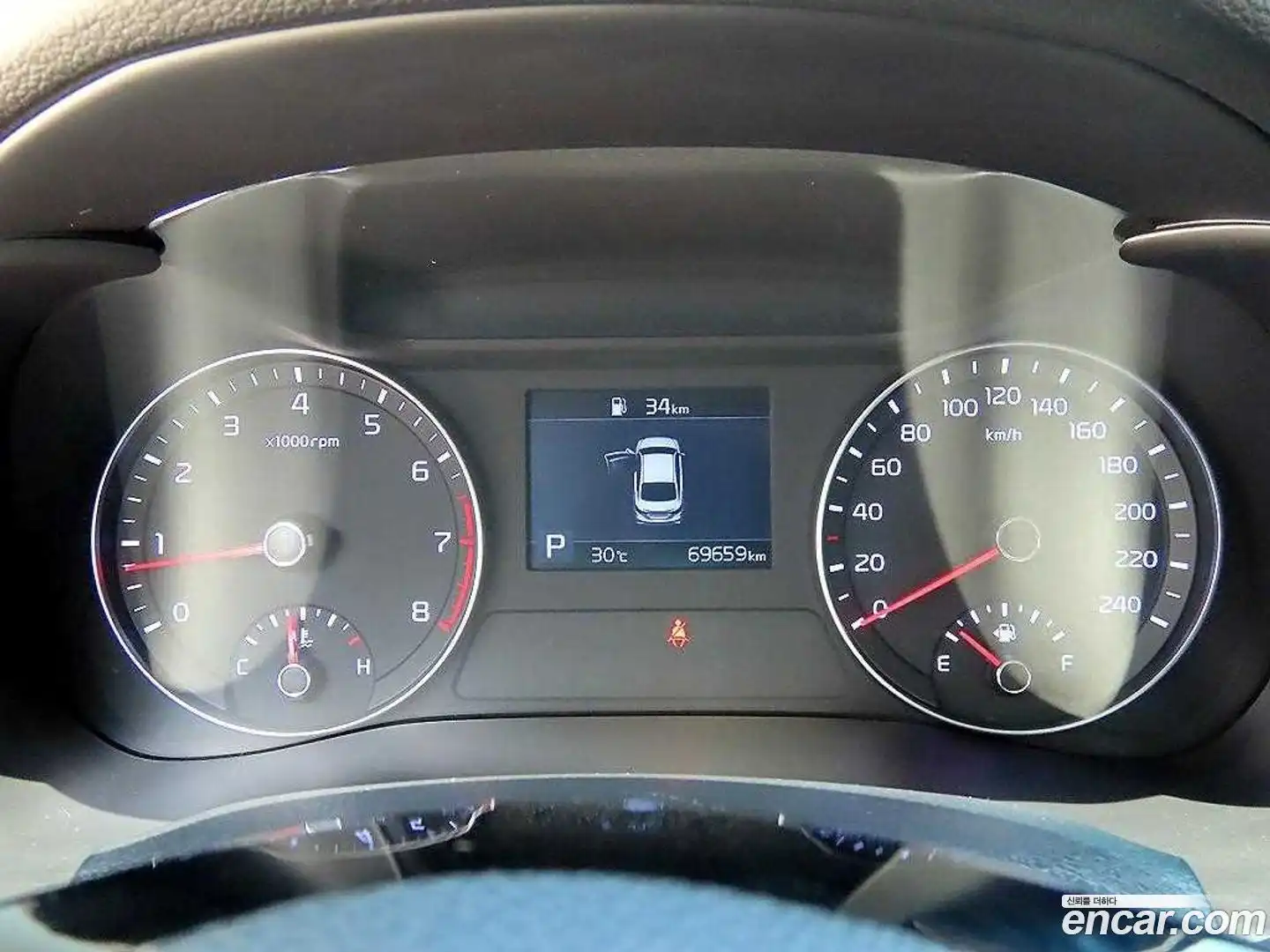 K3 Kia 2019.1-INNER-009