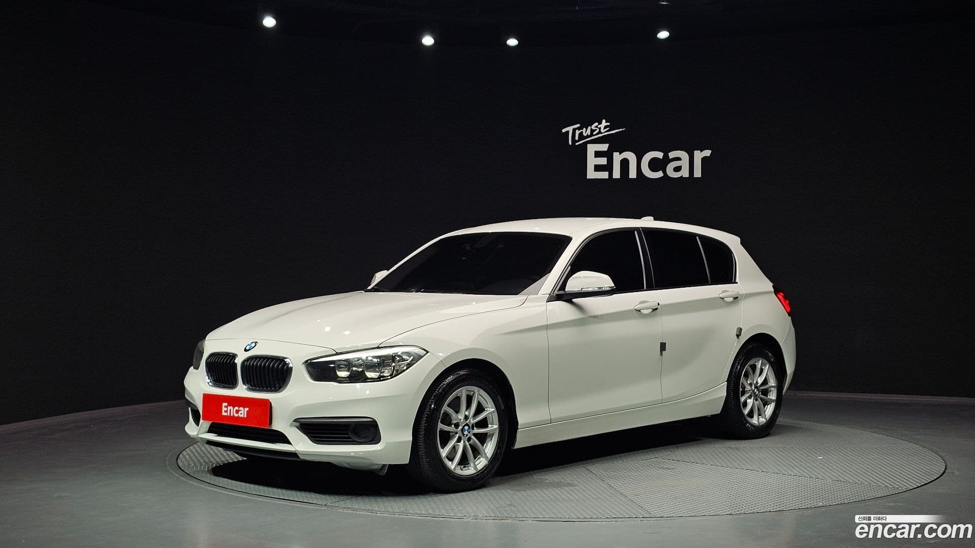 Main__Slider__Photo:1-Series BMW 2016.7-0