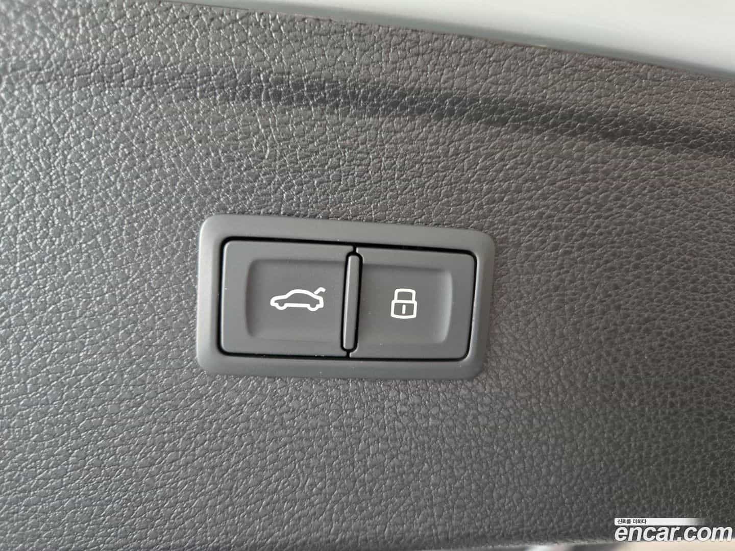 SQ5 Audi 2022.11-OPTION-019