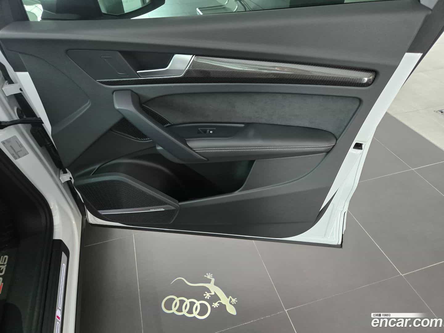 SQ5 Audi 2022.11-OPTION-021