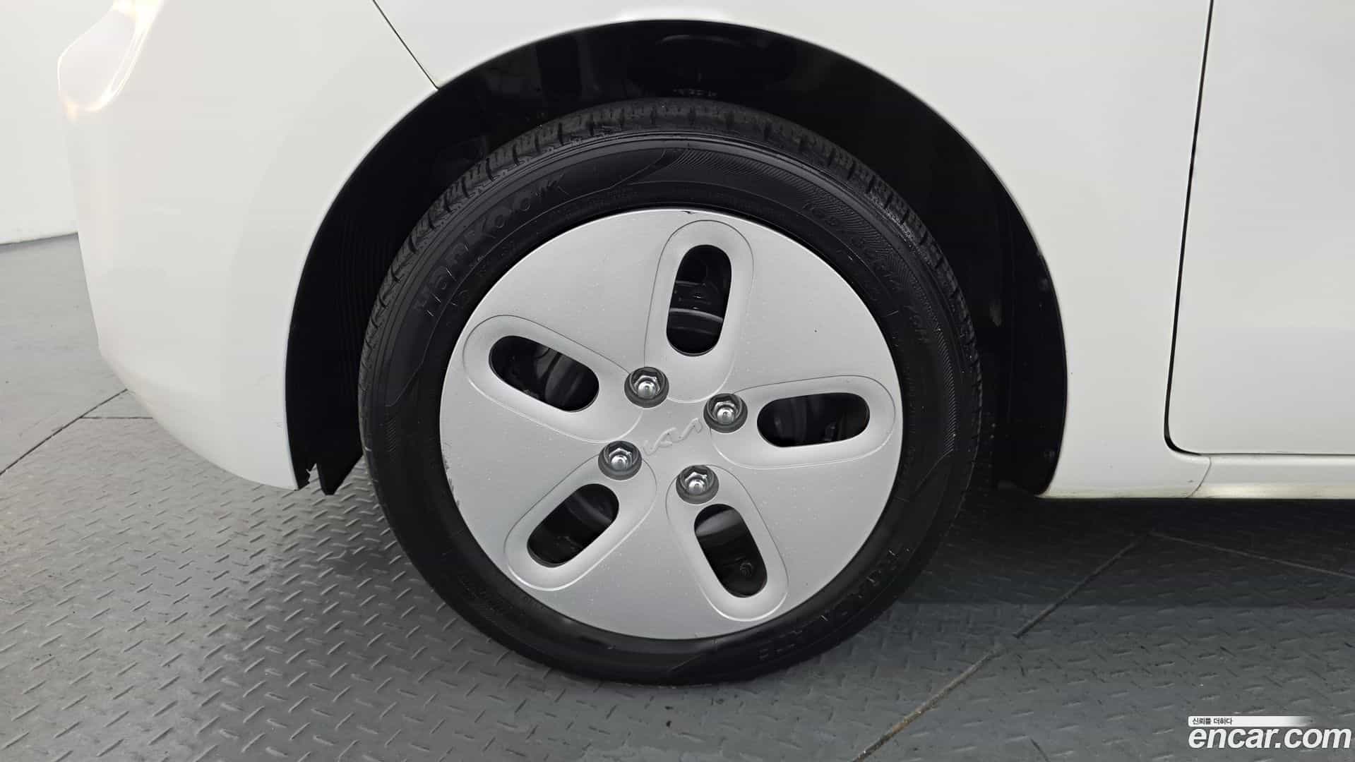 RAY Kia 2022.1-OUTER-005