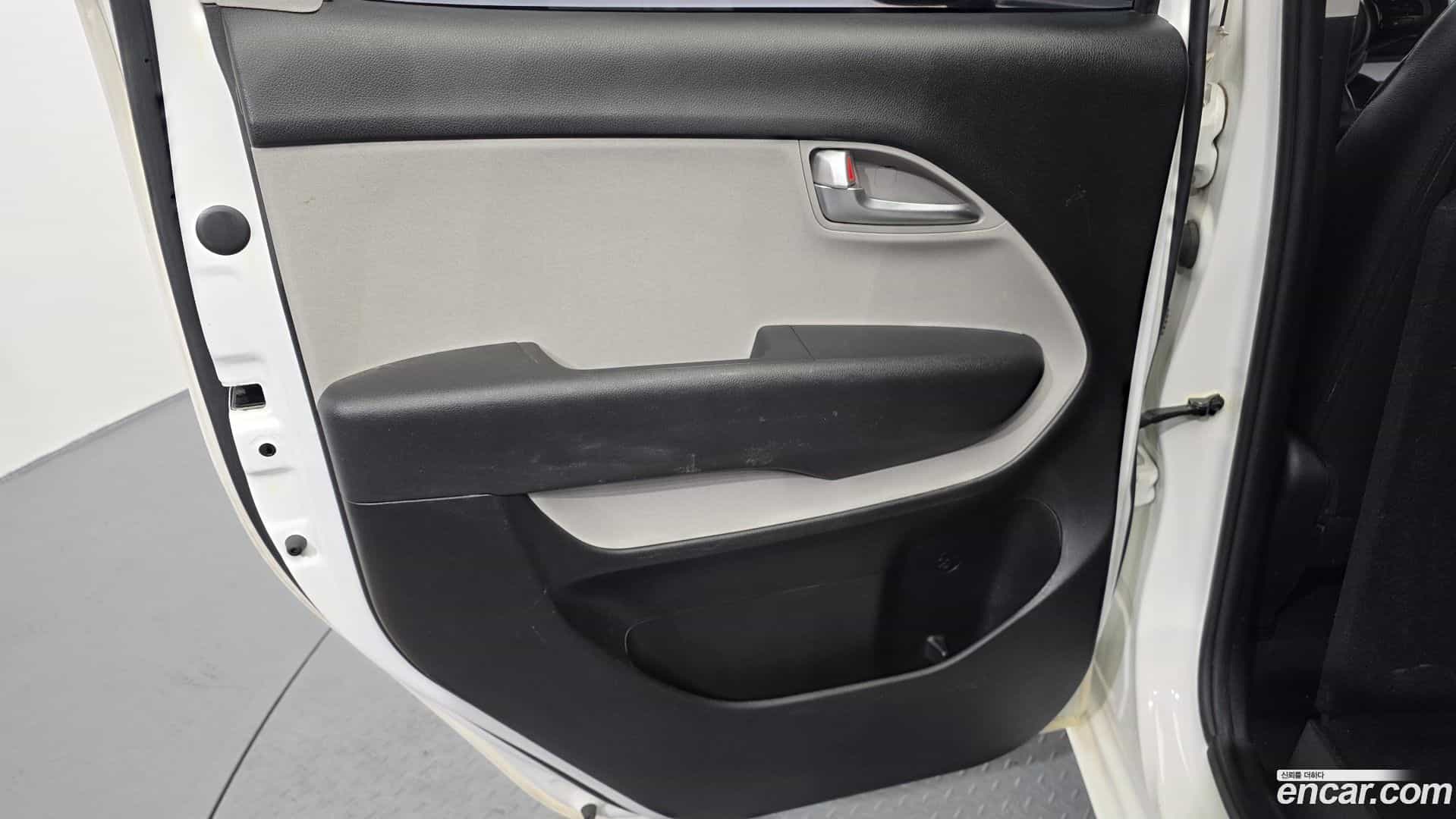 RAY Kia 2022.1-INNER-035