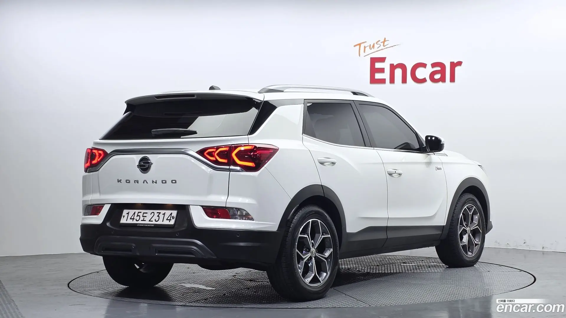 Main__Slider__Photo:KORANDO KG Mobility 2019.9-1