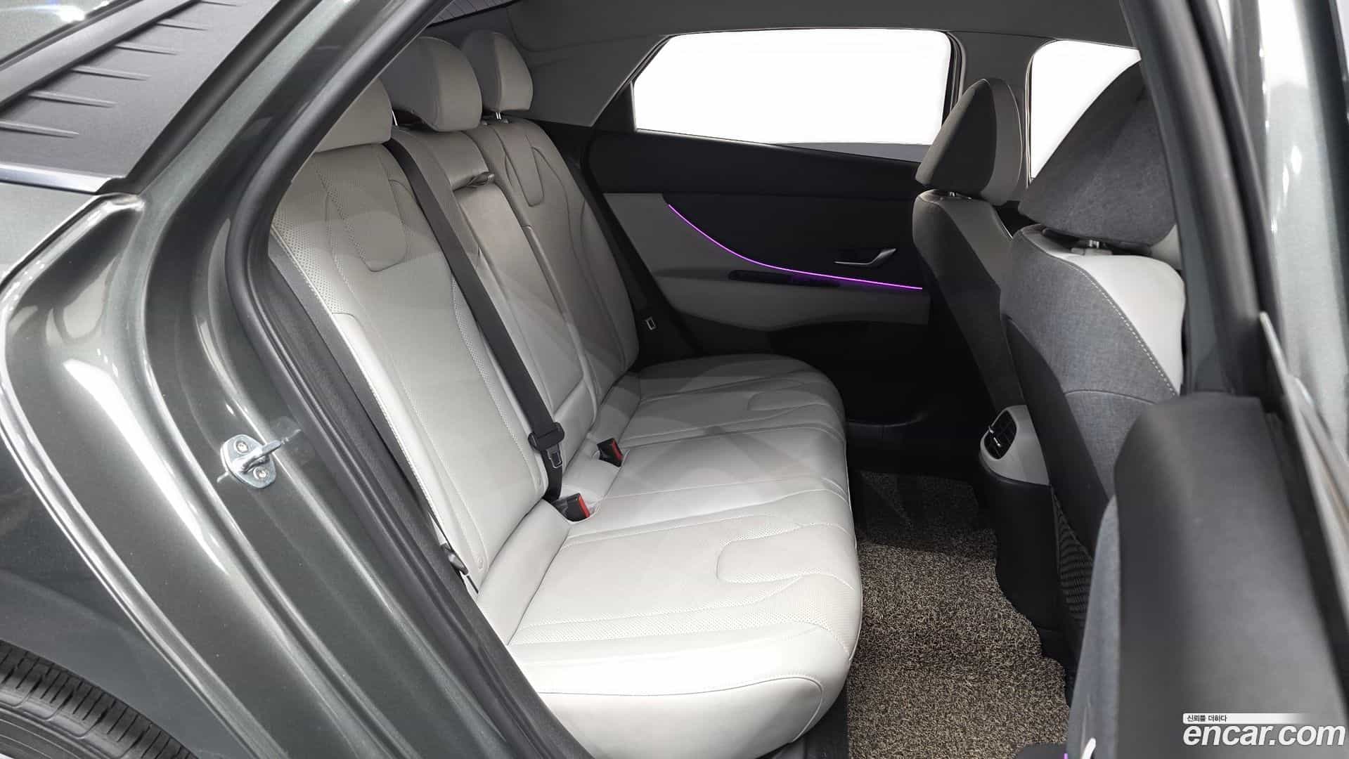 AVANTE Hyundai 2020.5-OPTION-015