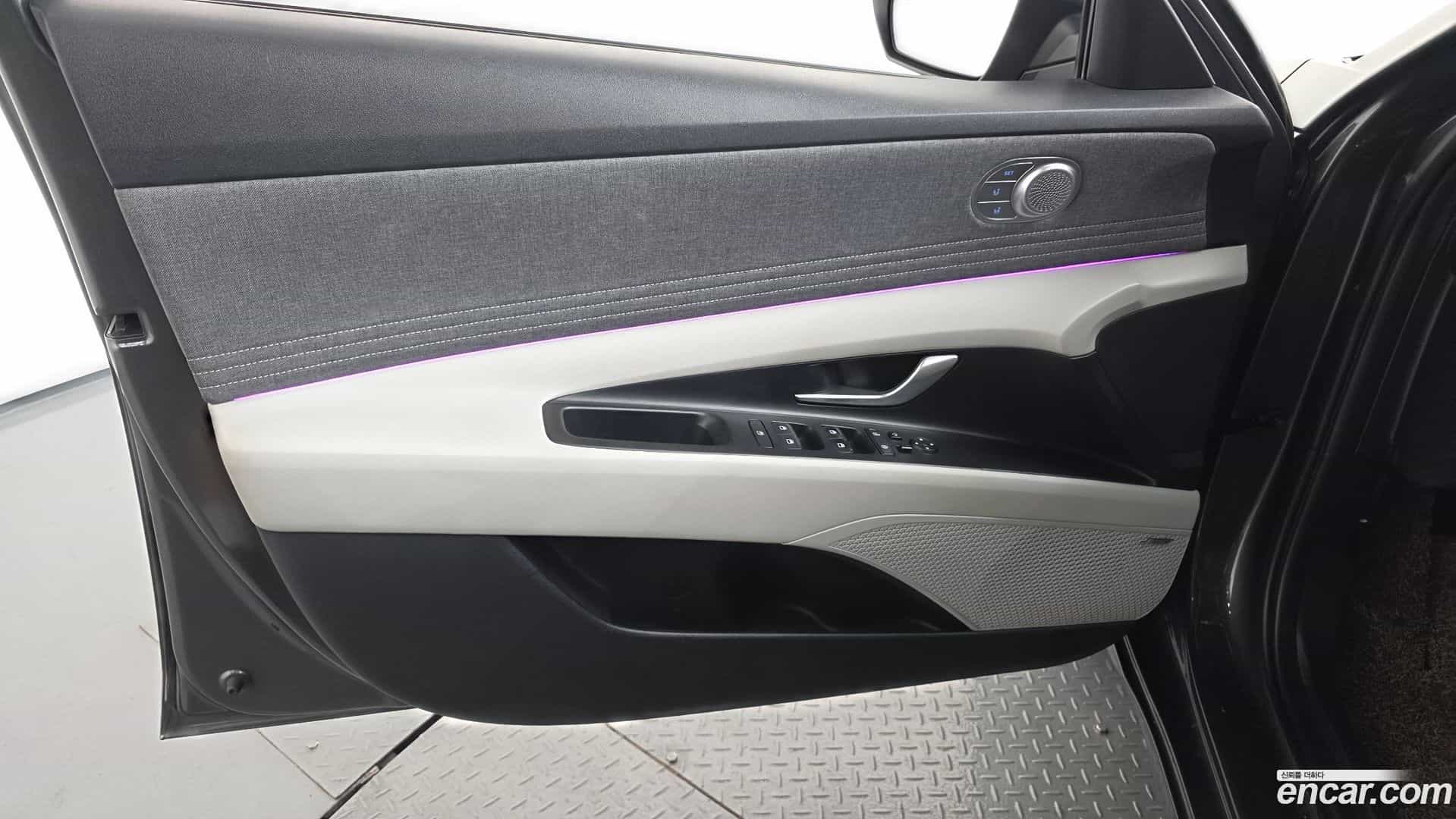 AVANTE Hyundai 2020.5-INNER-034