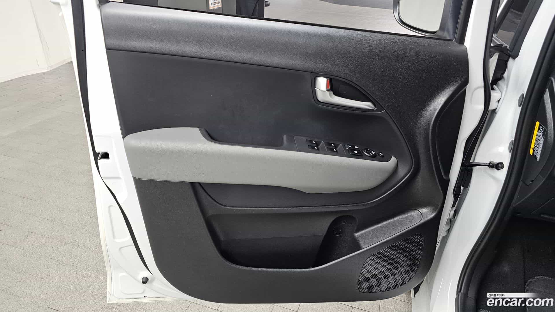 RAY Kia 2025.1-INNER-034