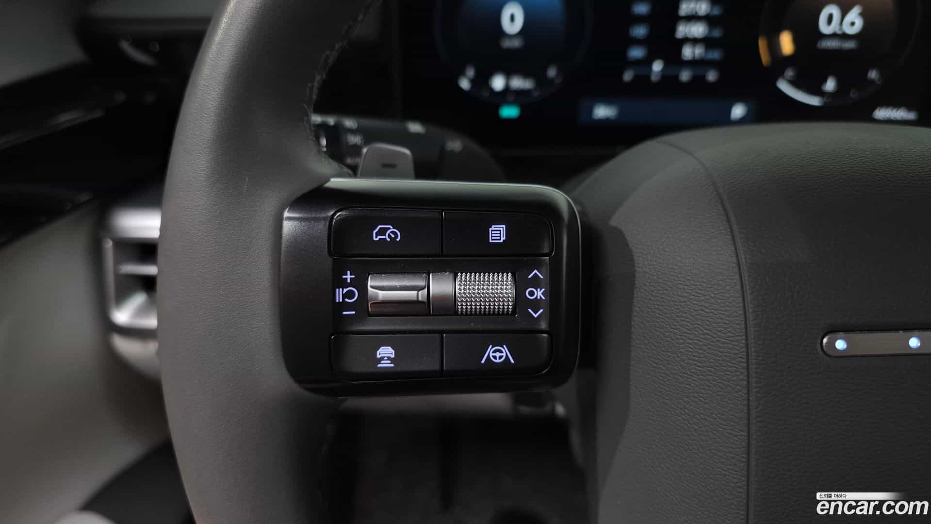 Grandeur Hyundai 2023.10-OPTION-021