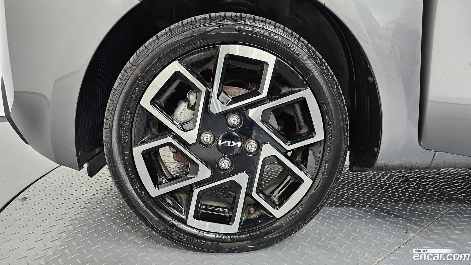 RAY Kia 2023.4-OUTER-005