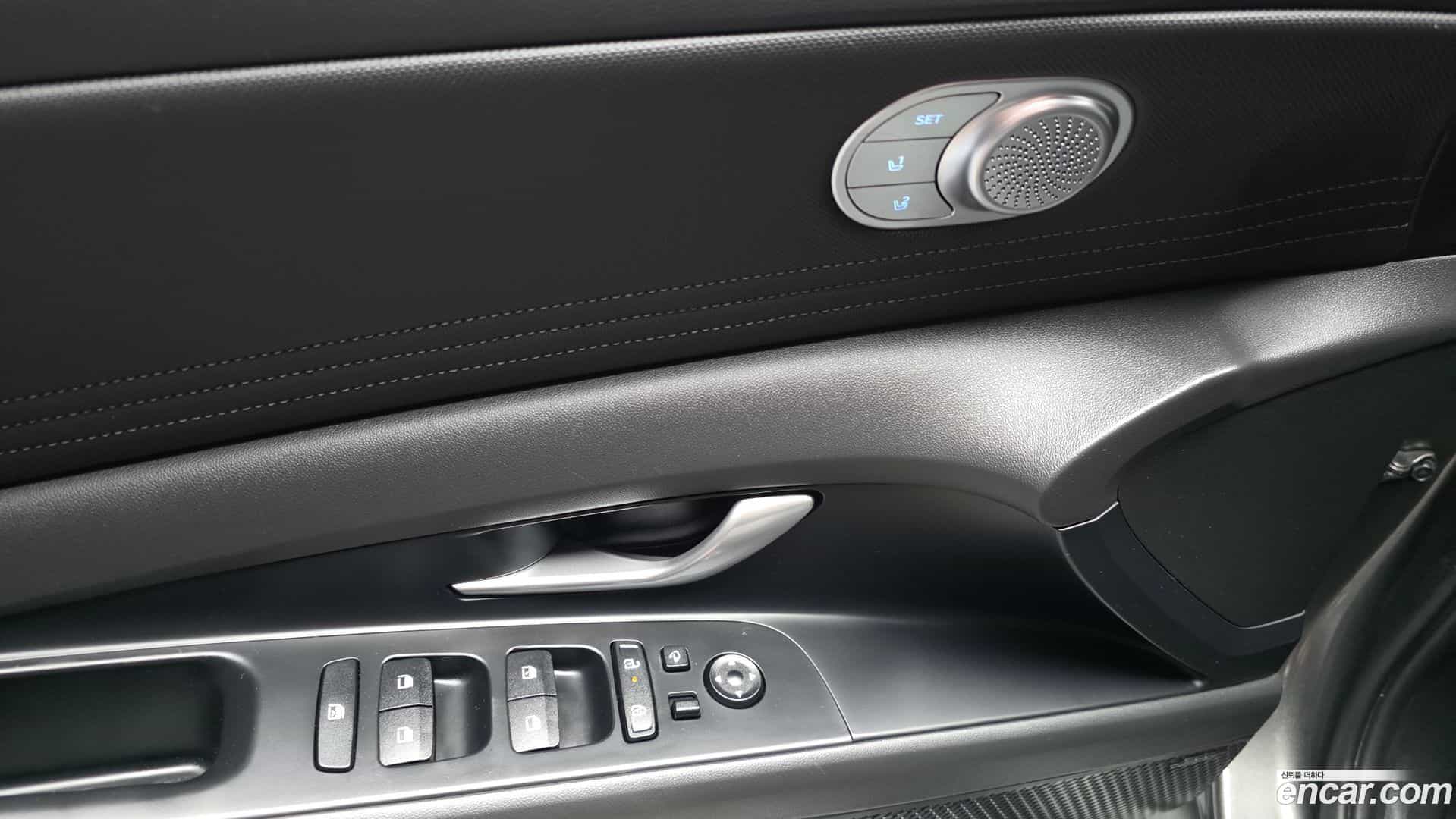 AVANTE Hyundai 2024.9-OPTION-042