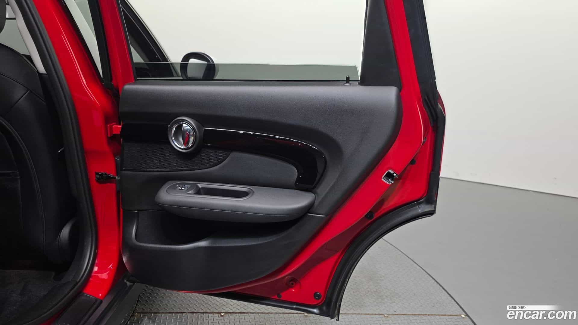 Clubman Mini 2023.6-INNER-035