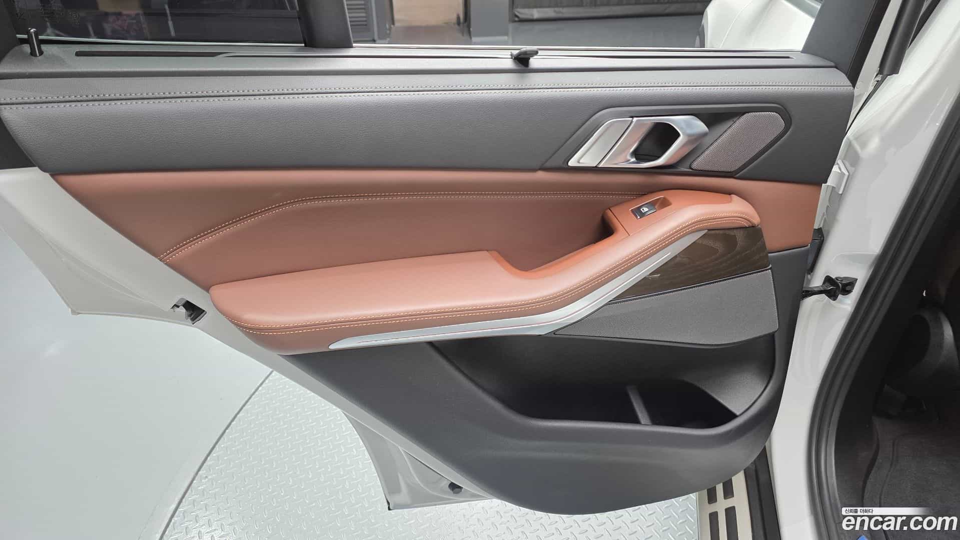 X5 BMW 2023.0-INNER-035