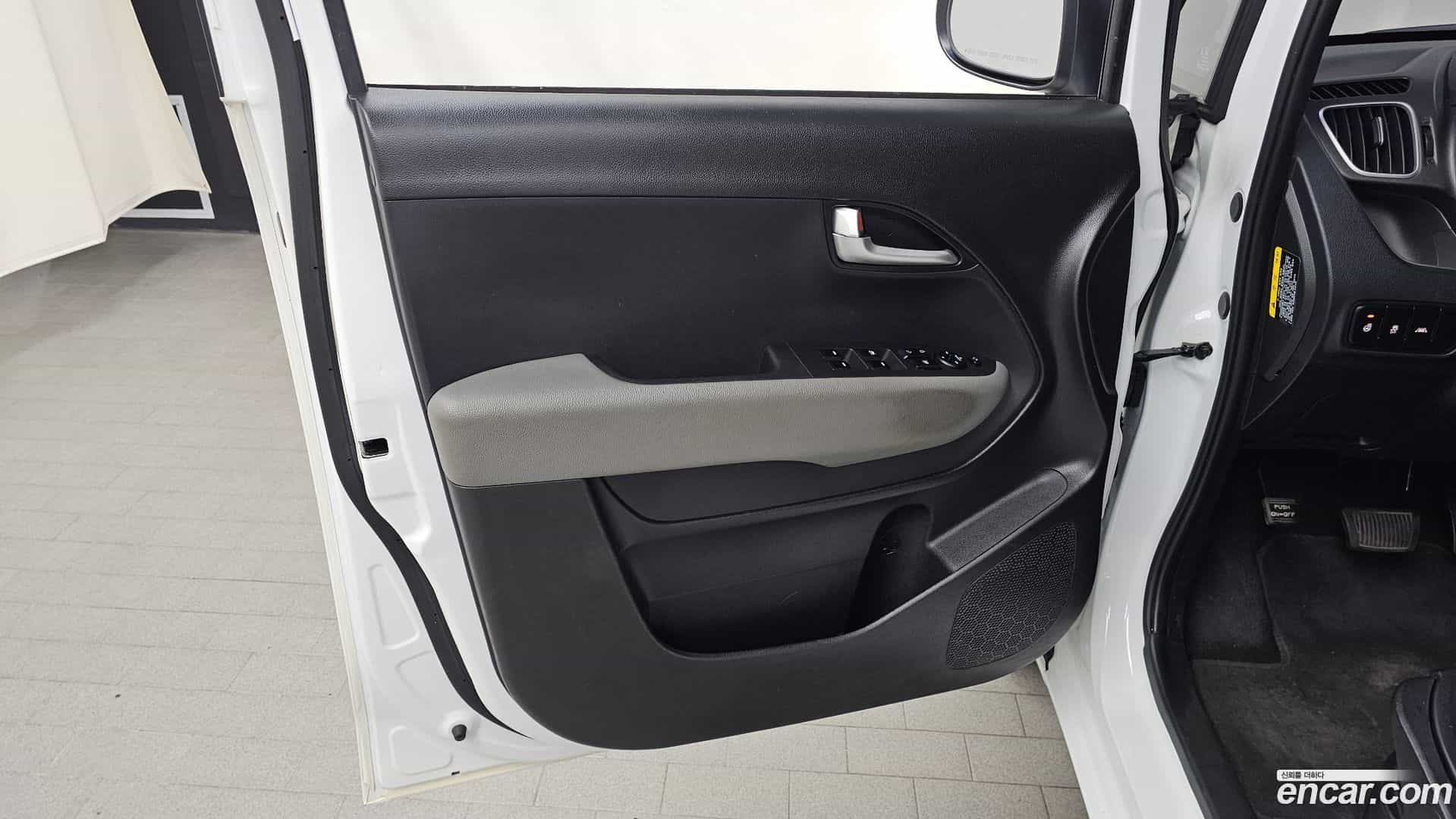 RAY Kia 2021.3-INNER-034