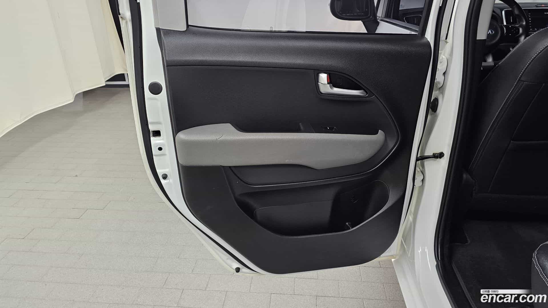 RAY Kia 2021.3-INNER-035