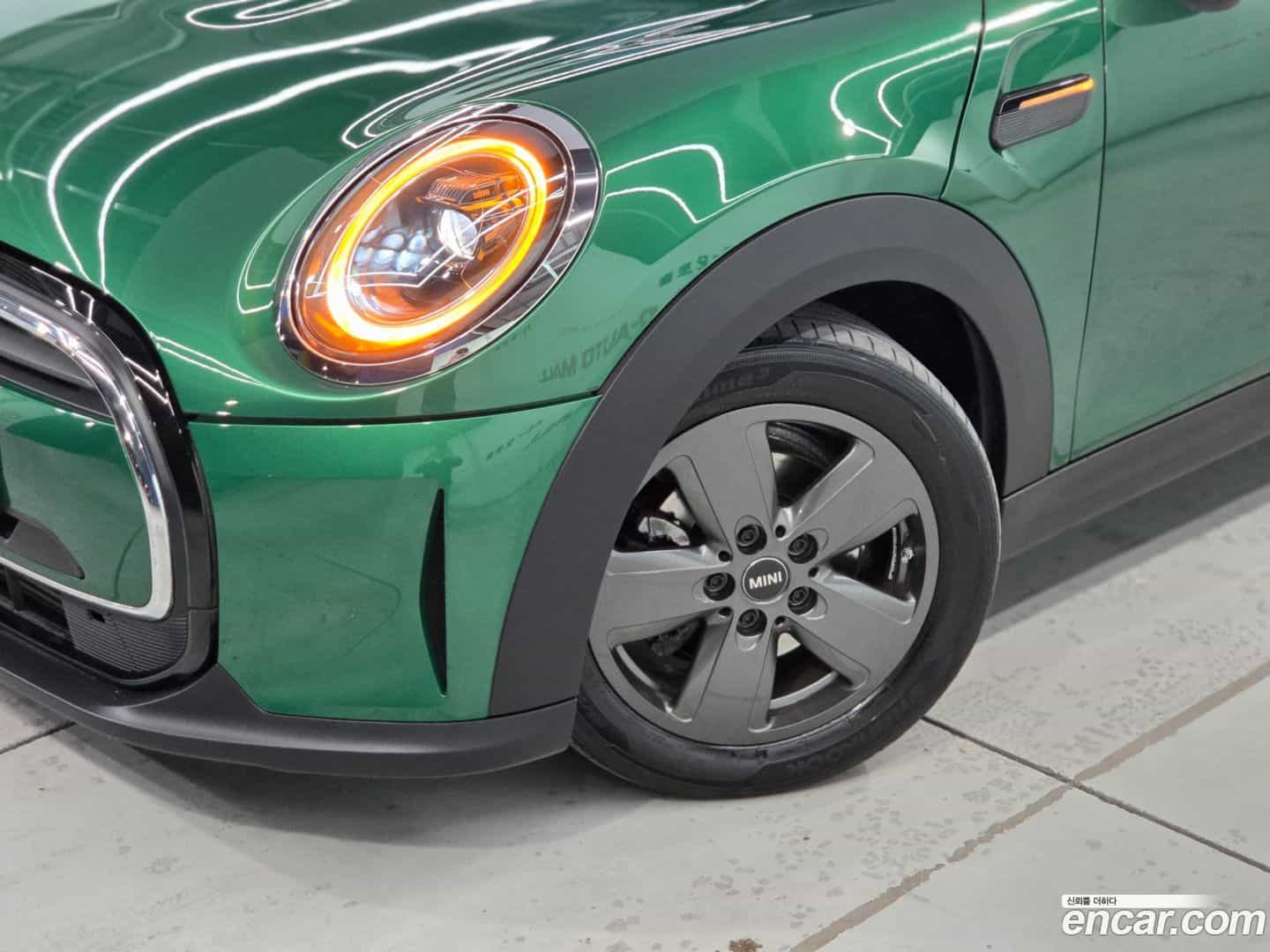 Cooper Mini 2021.6-OUTER-003
