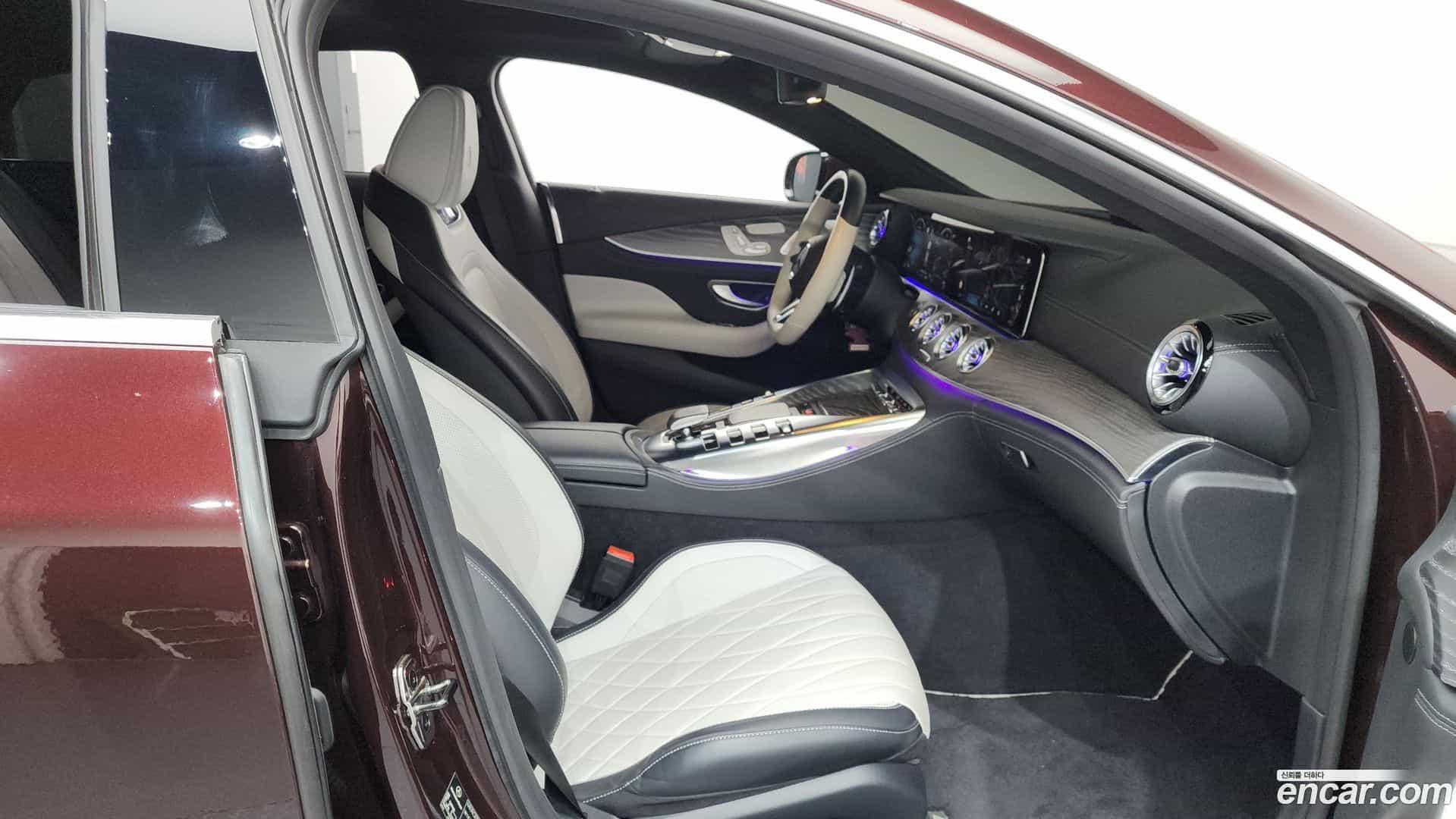 AMG GT Mercedes-Benz 2022.2-INNER-036