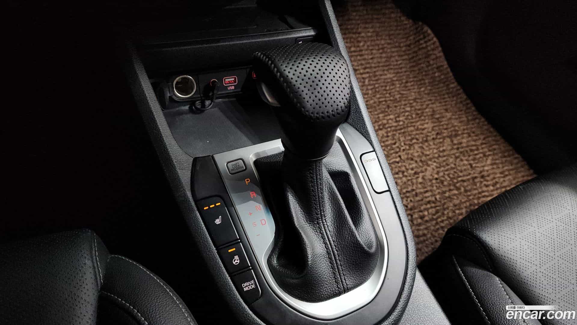K3 Kia 2021.1-INNER-009