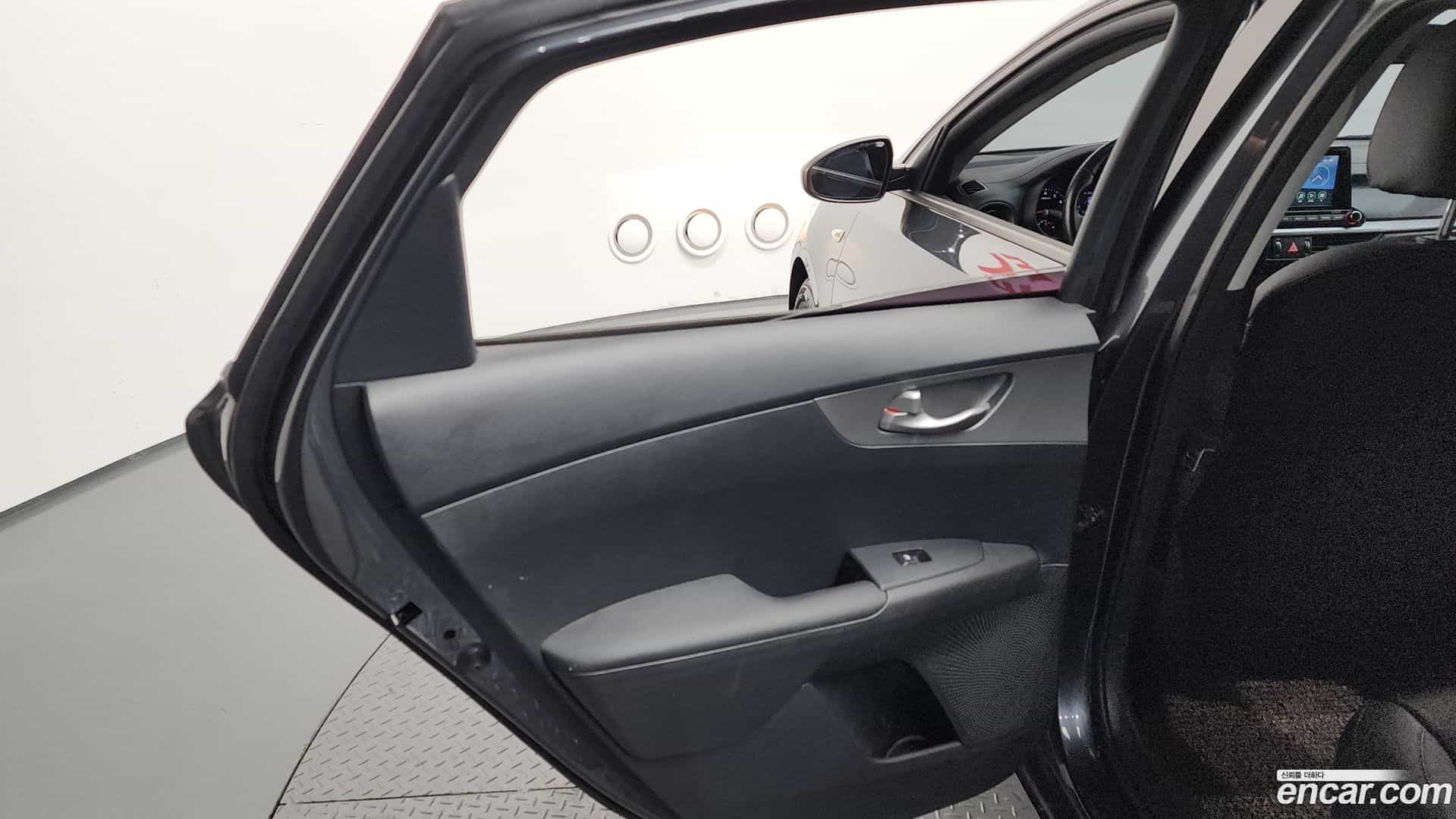 K3 Kia 2021.1-INNER-035