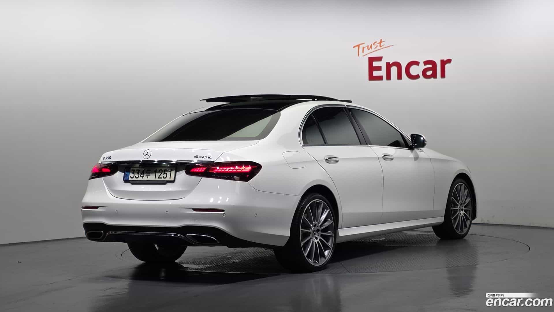 E-Class Mercedes-Benz 2021.3-OUTER-002