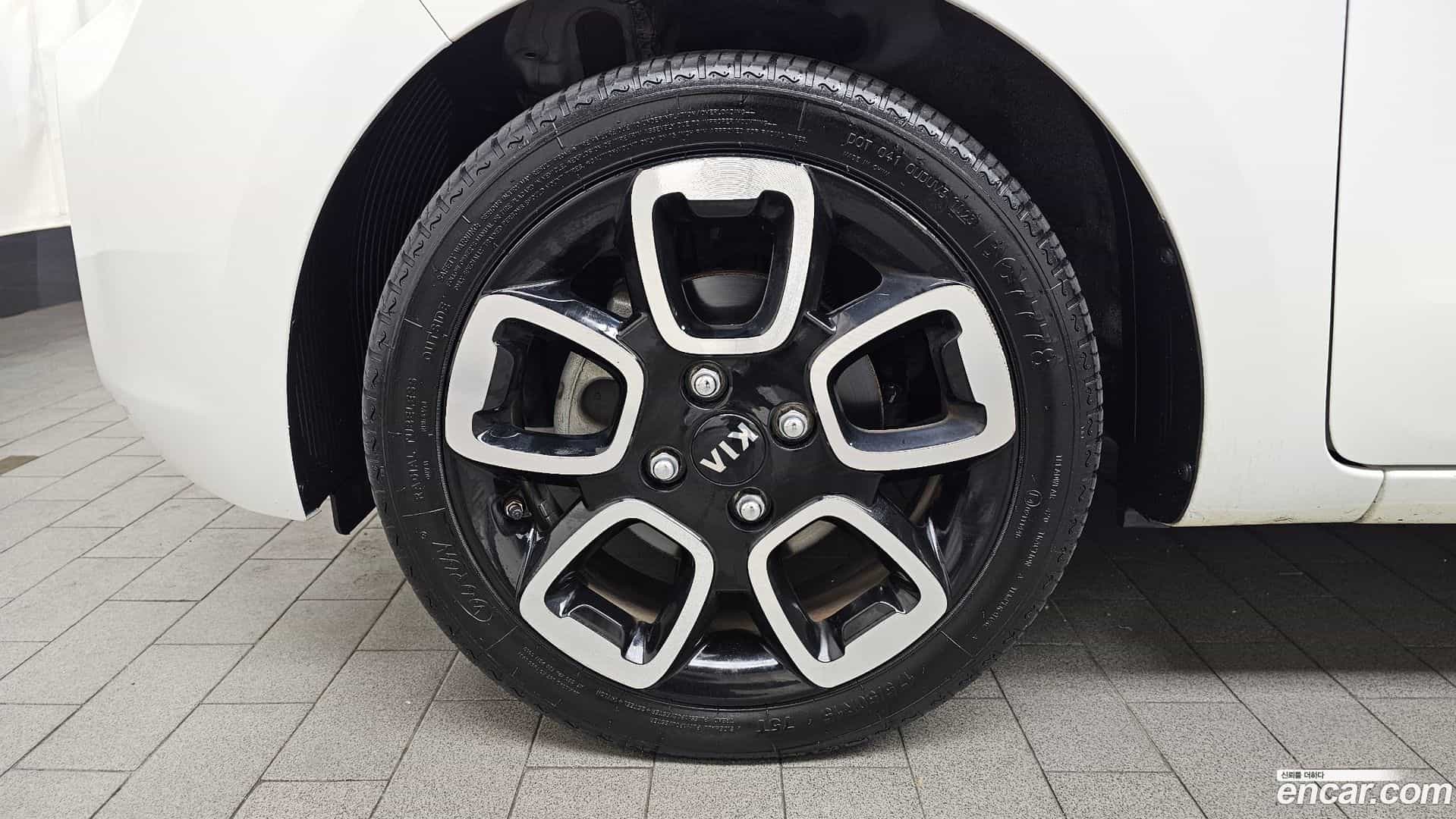 RAY Kia 2021.1-OUTER-005