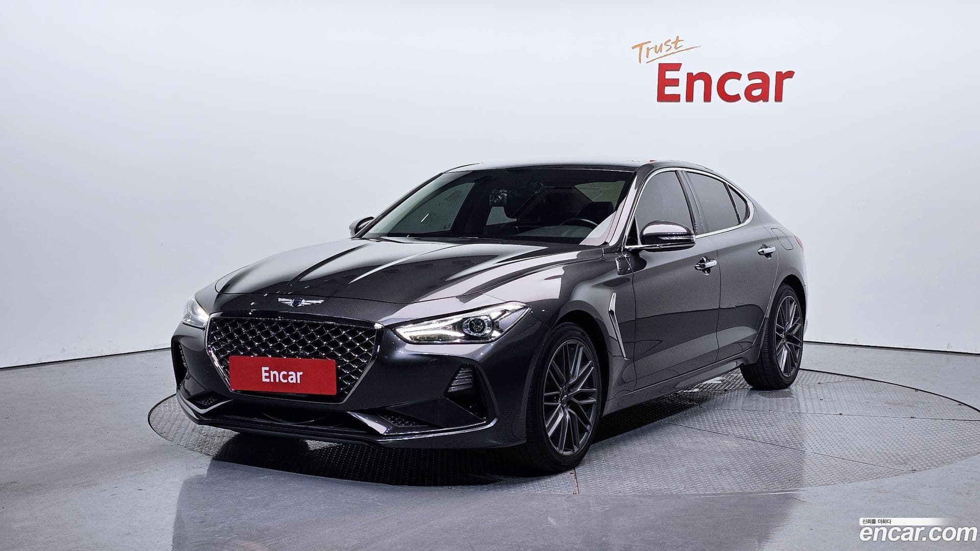 Main__Slider__Photo:G70 Genesis 2018.4-0