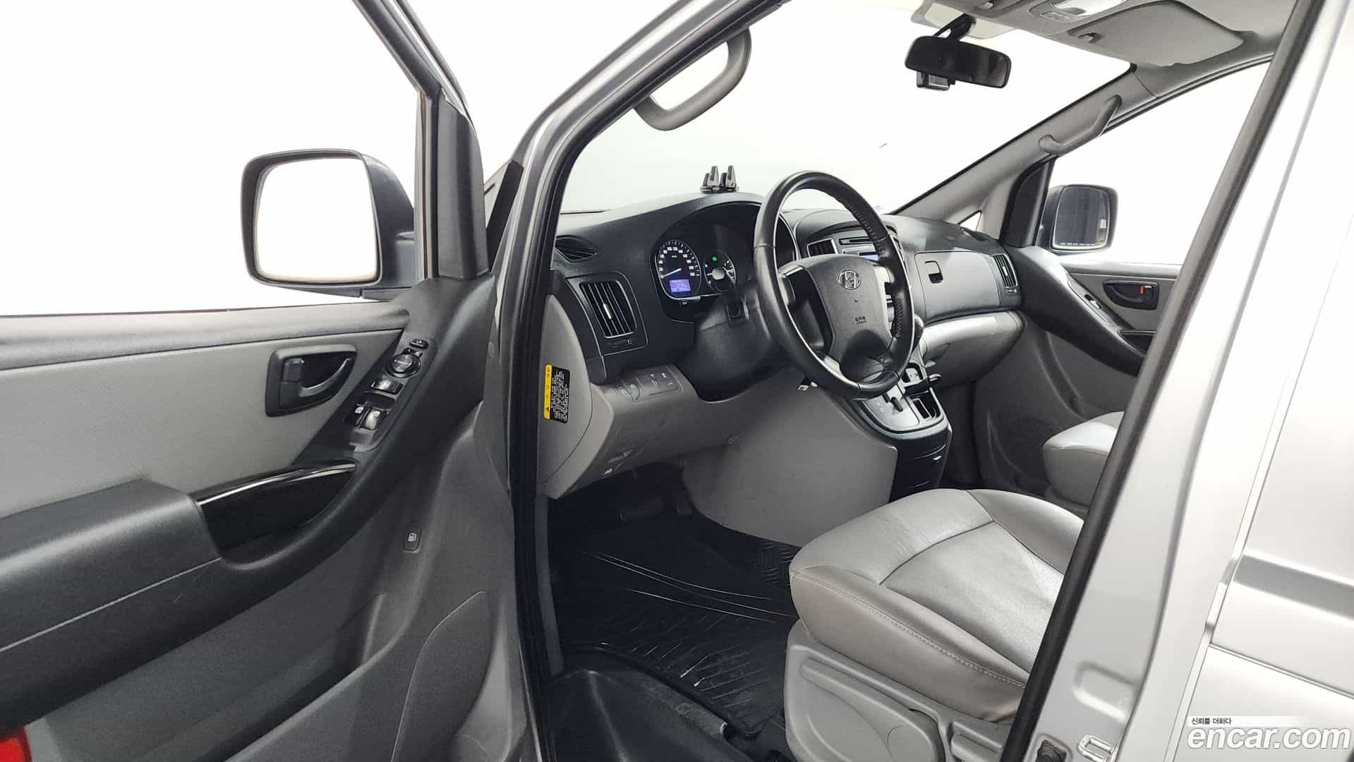 Starex Hyundai 2020.4-INNER-010