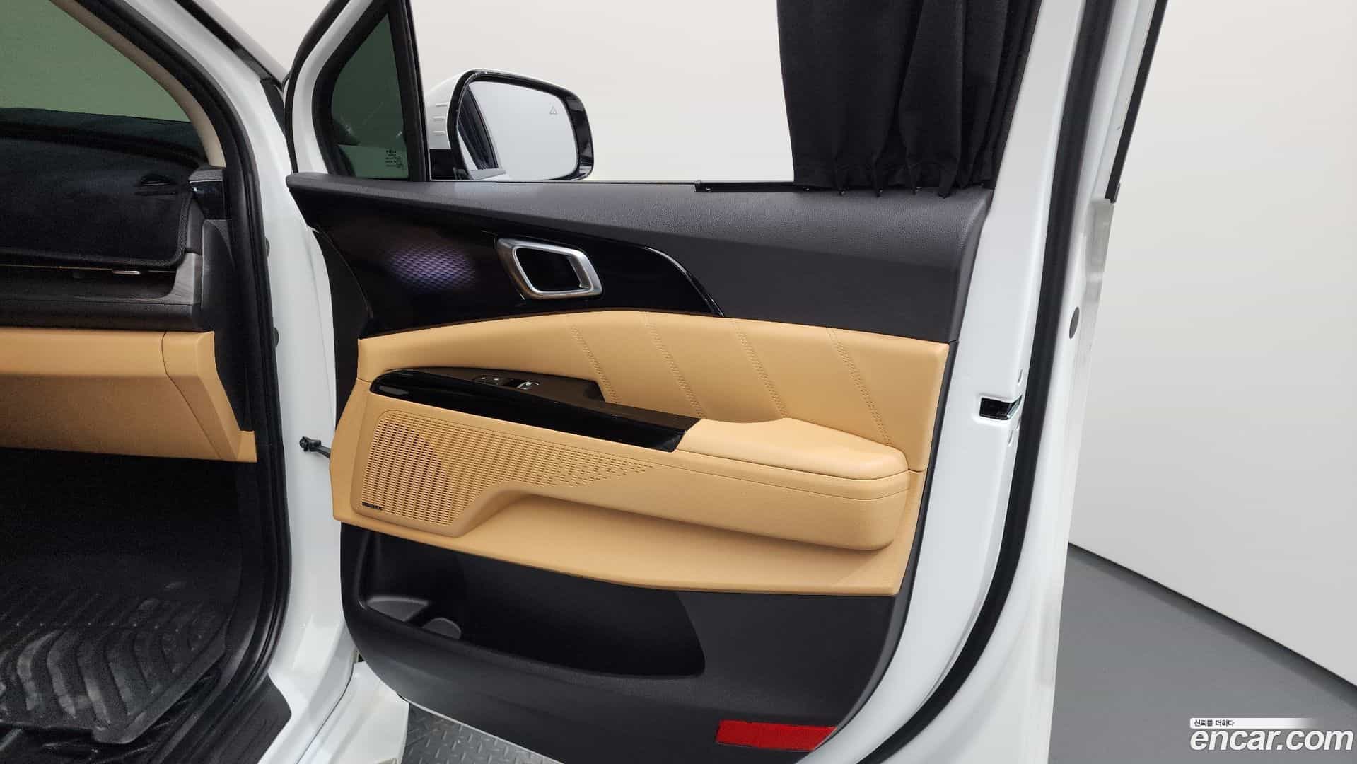 Canival Kia 2023.7-INNER-034