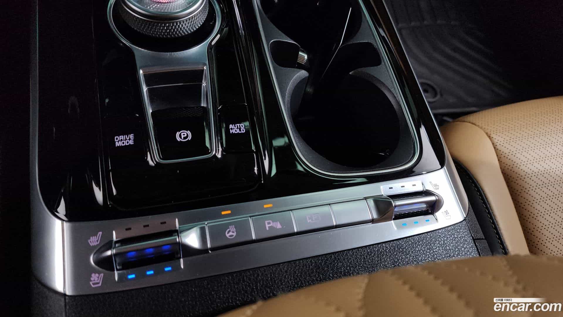Canival Kia 2023.7-OPTION-044