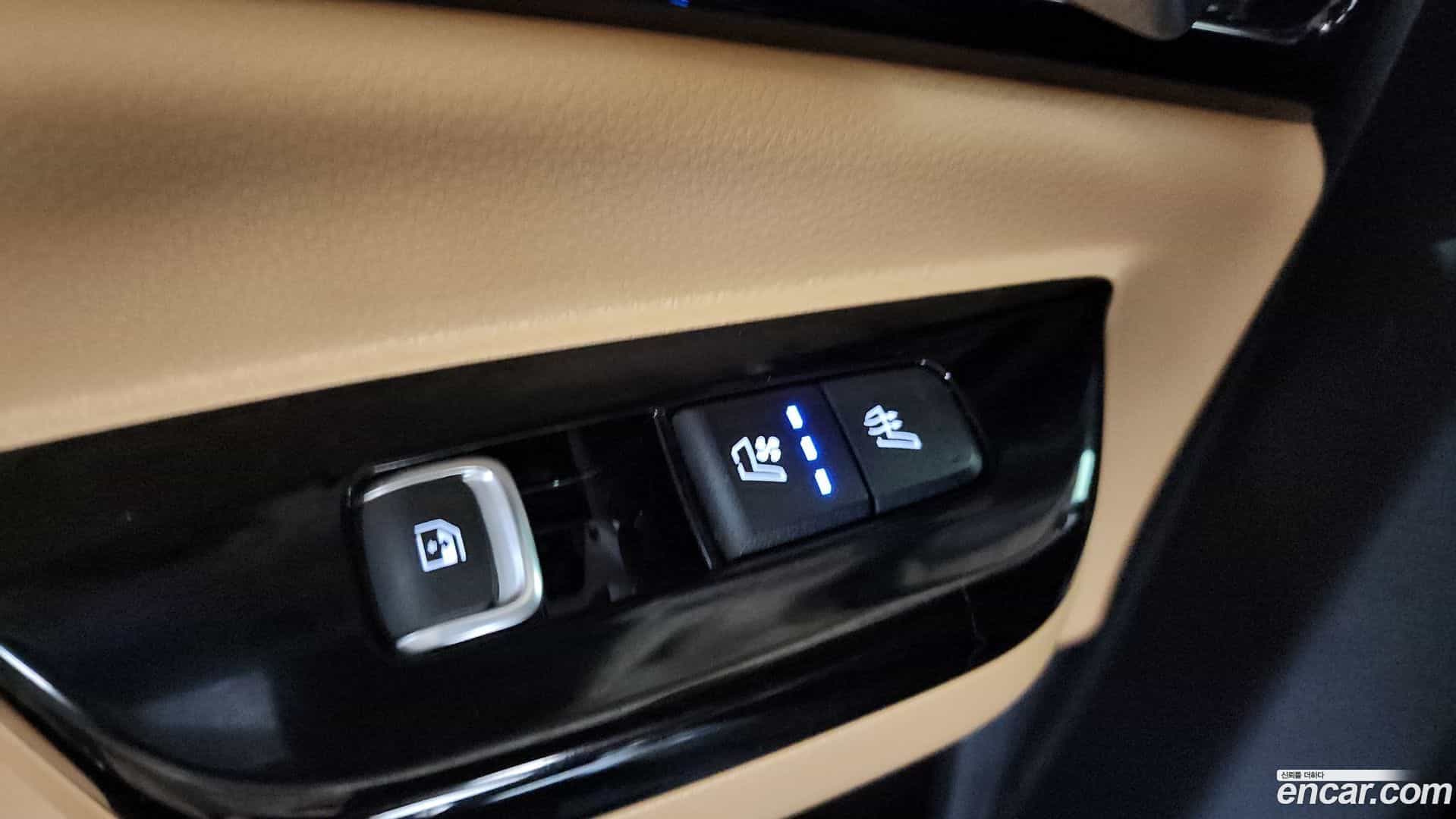 Canival Kia 2023.7-OPTION-046