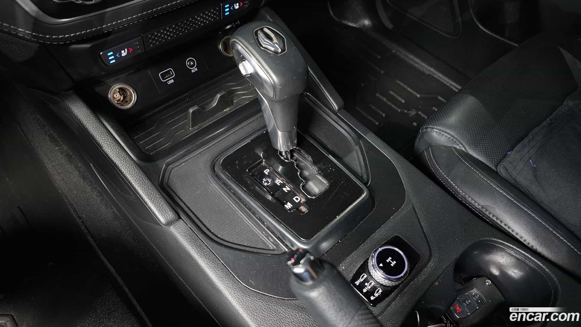 Rexton KG Mobility 2020.4-INNER-009