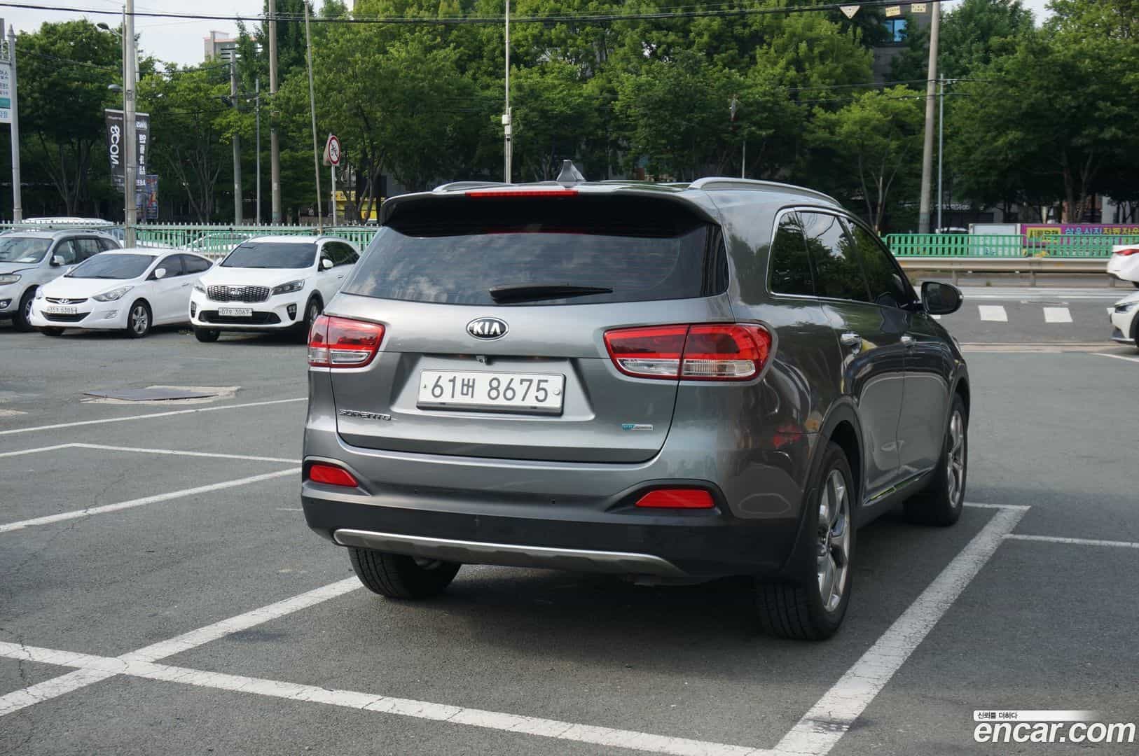 Sorento Kia 2015.4-OUTER-004