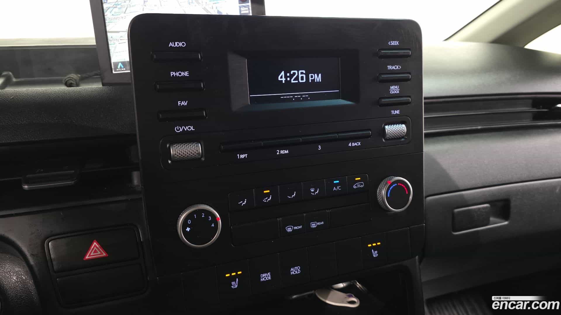 Staria Hyundai 2022.0-OPTION-020