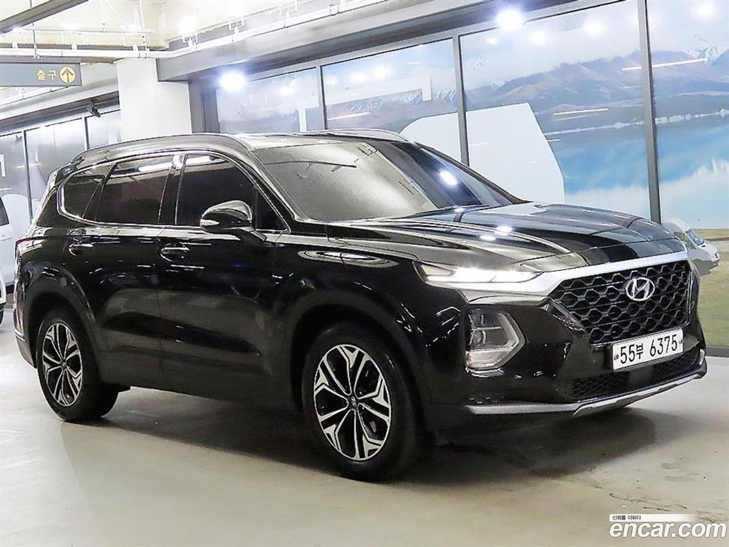 Main__Slider__Photo:Santafe Hyundai 2019.0-0