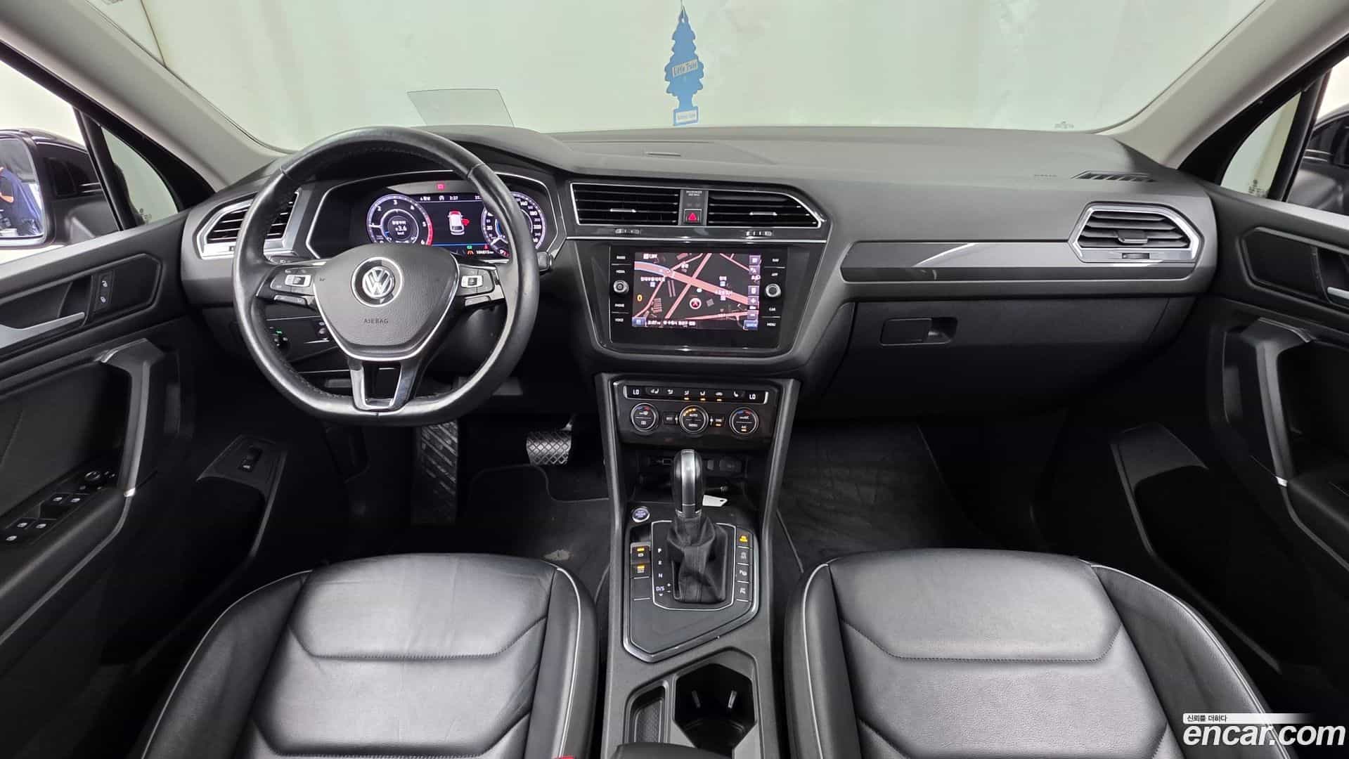 Tiguan Volkswagen 2018.11-INNER-007