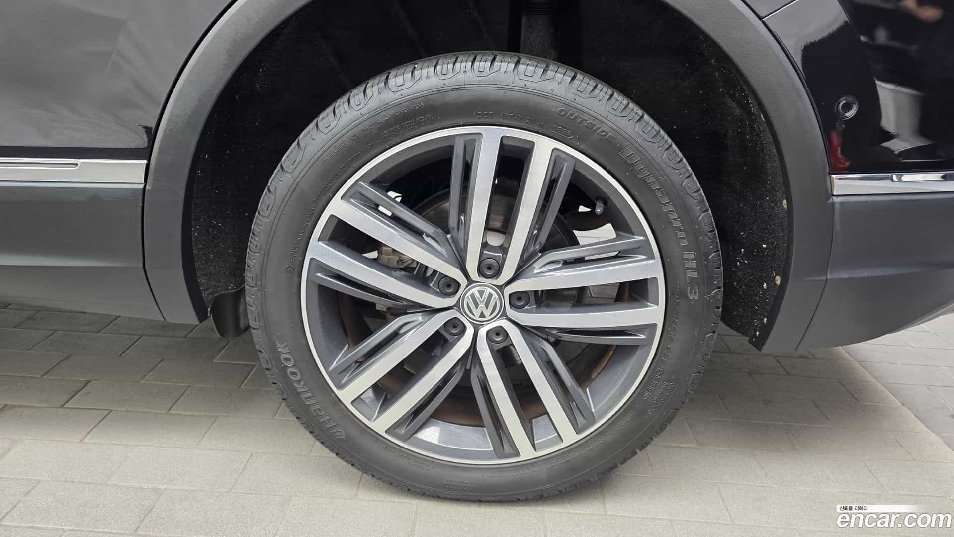 Tiguan Volkswagen 2018.11-OUTER-031