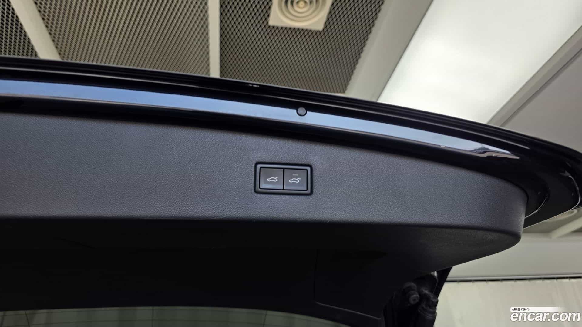 Tiguan Volkswagen 2018.11-OPTION-044