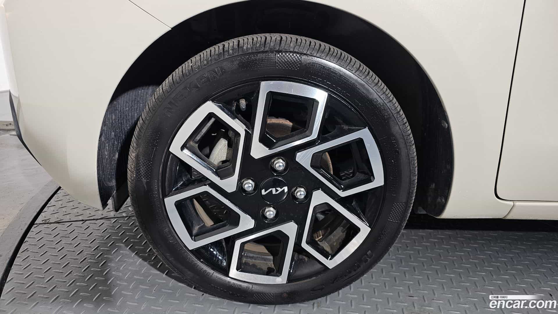RAY Kia 2023.9-OUTER-005