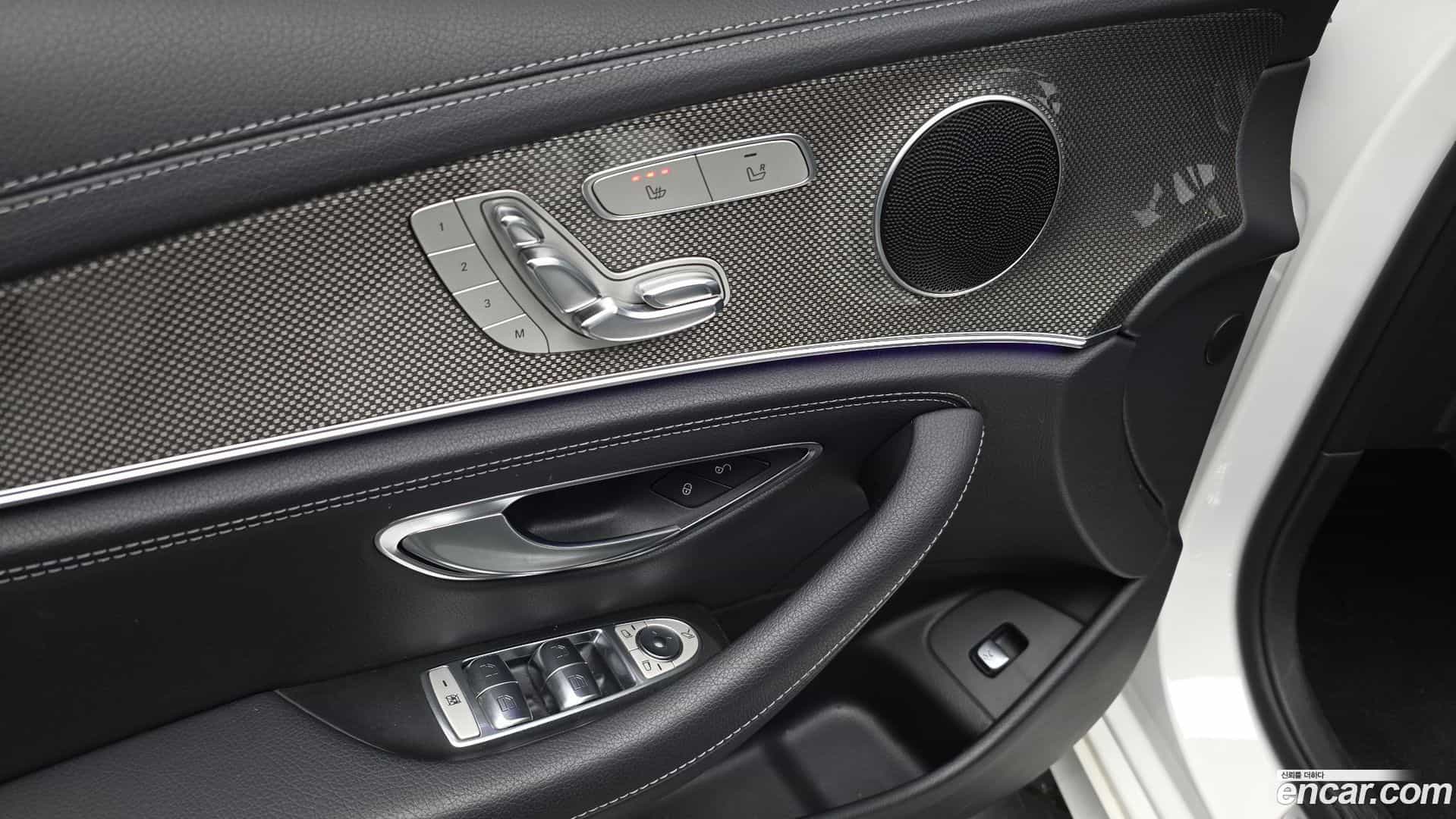E-Class Mercedes-Benz 2017.5-INNER-034