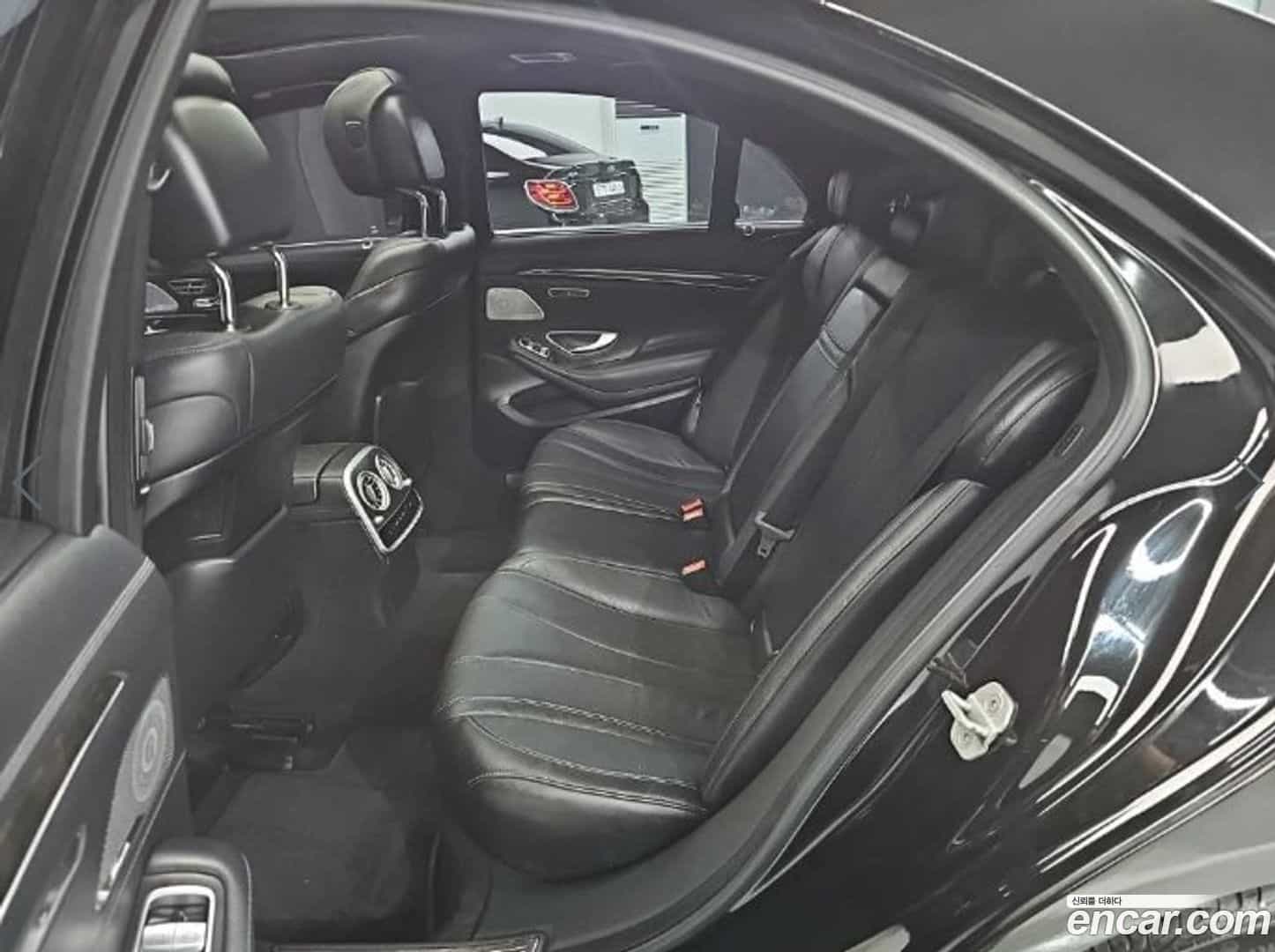 S-Class Mercedes-Benz 2015.3-OPTION-016